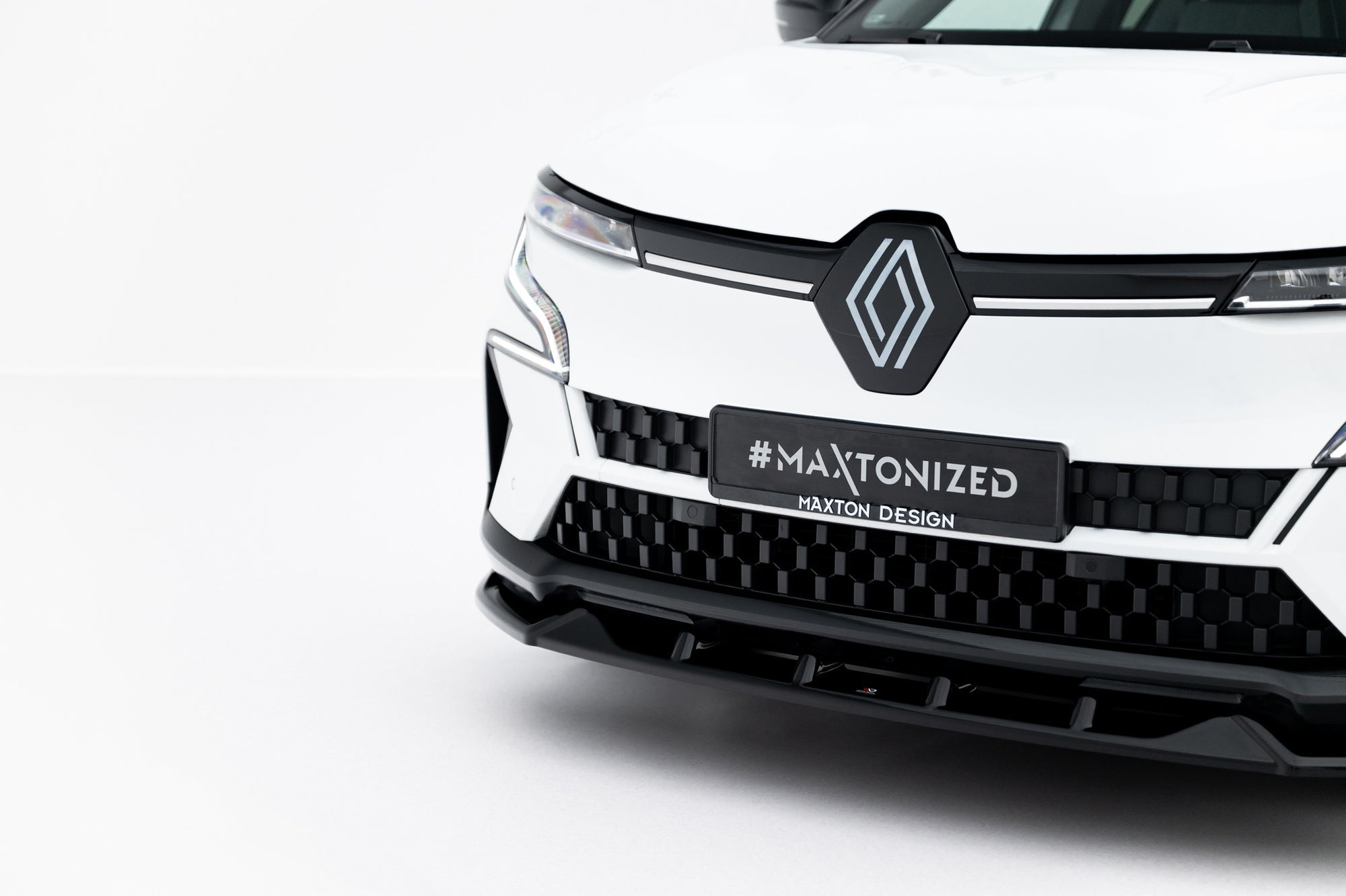 Lip delantero Renault Mégane E-Tech Electric Mk1