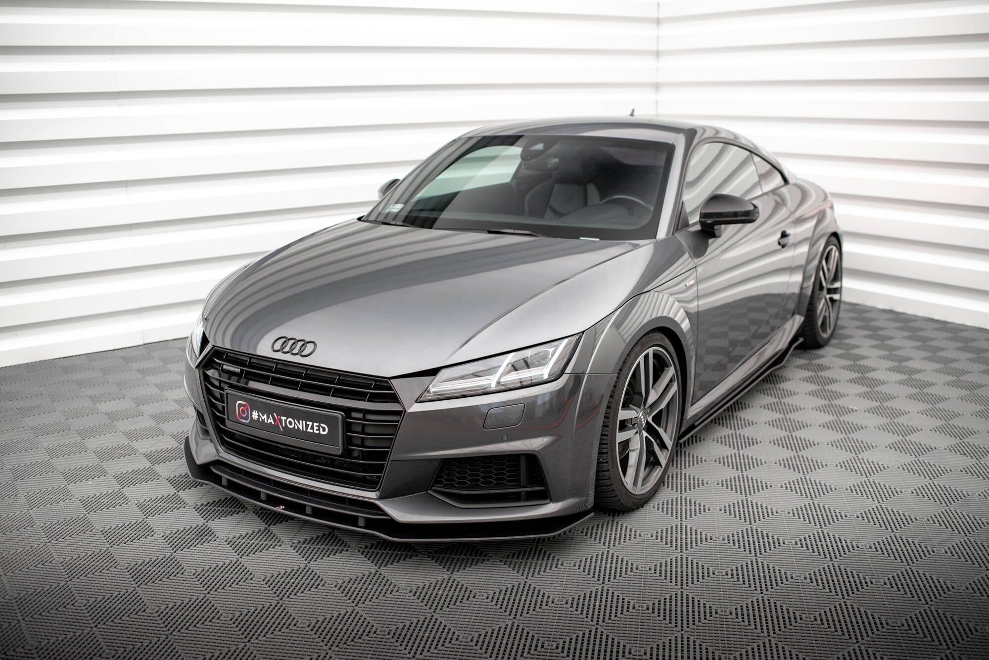 Lip delantero Street Pro Audi TT S / S-Line 8S