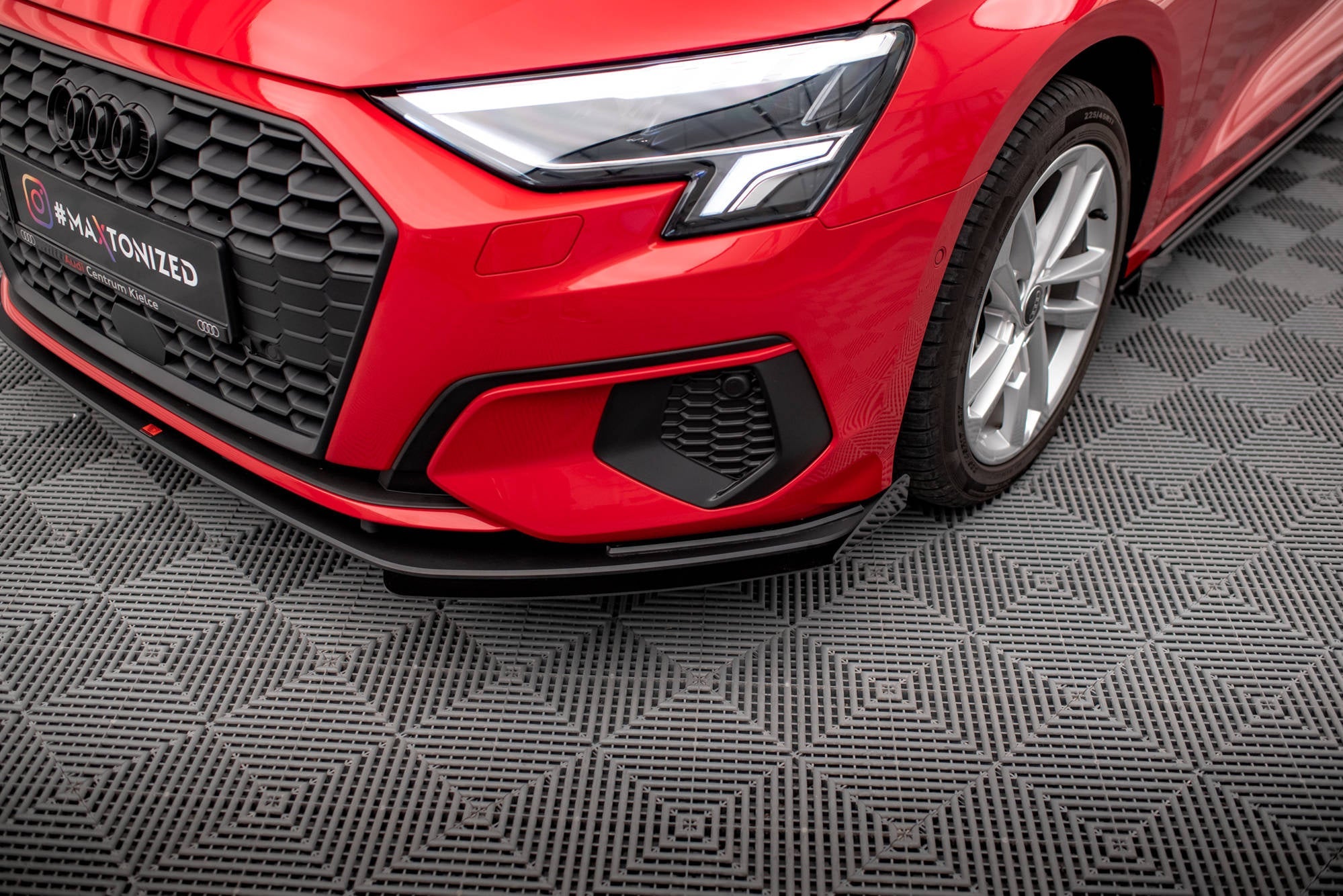 Lip Delantero Street Pro + Flaps Audi A3 8Y