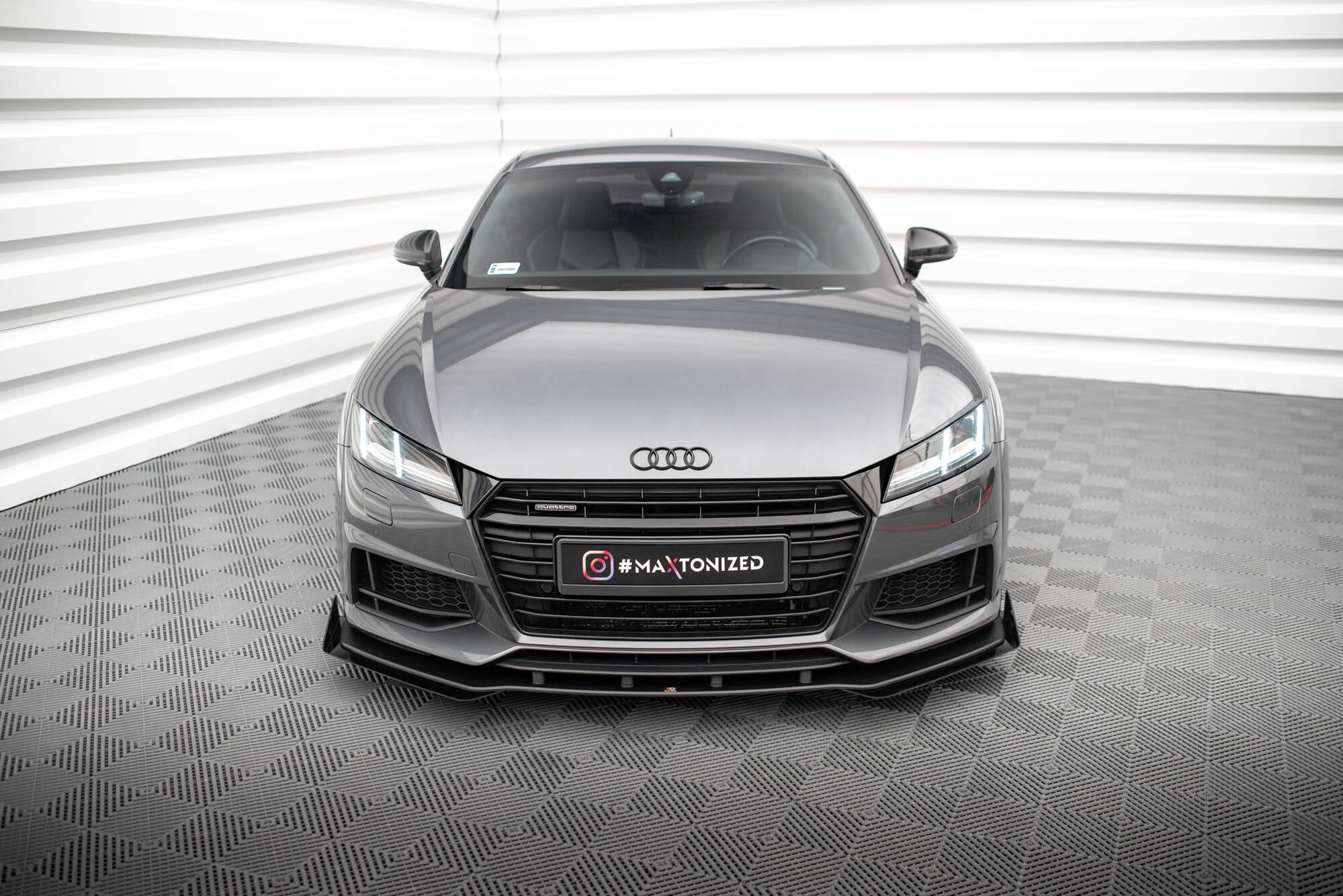 Lip Delantero Street Pro + Flaps Audi TT S / S-Line 8S