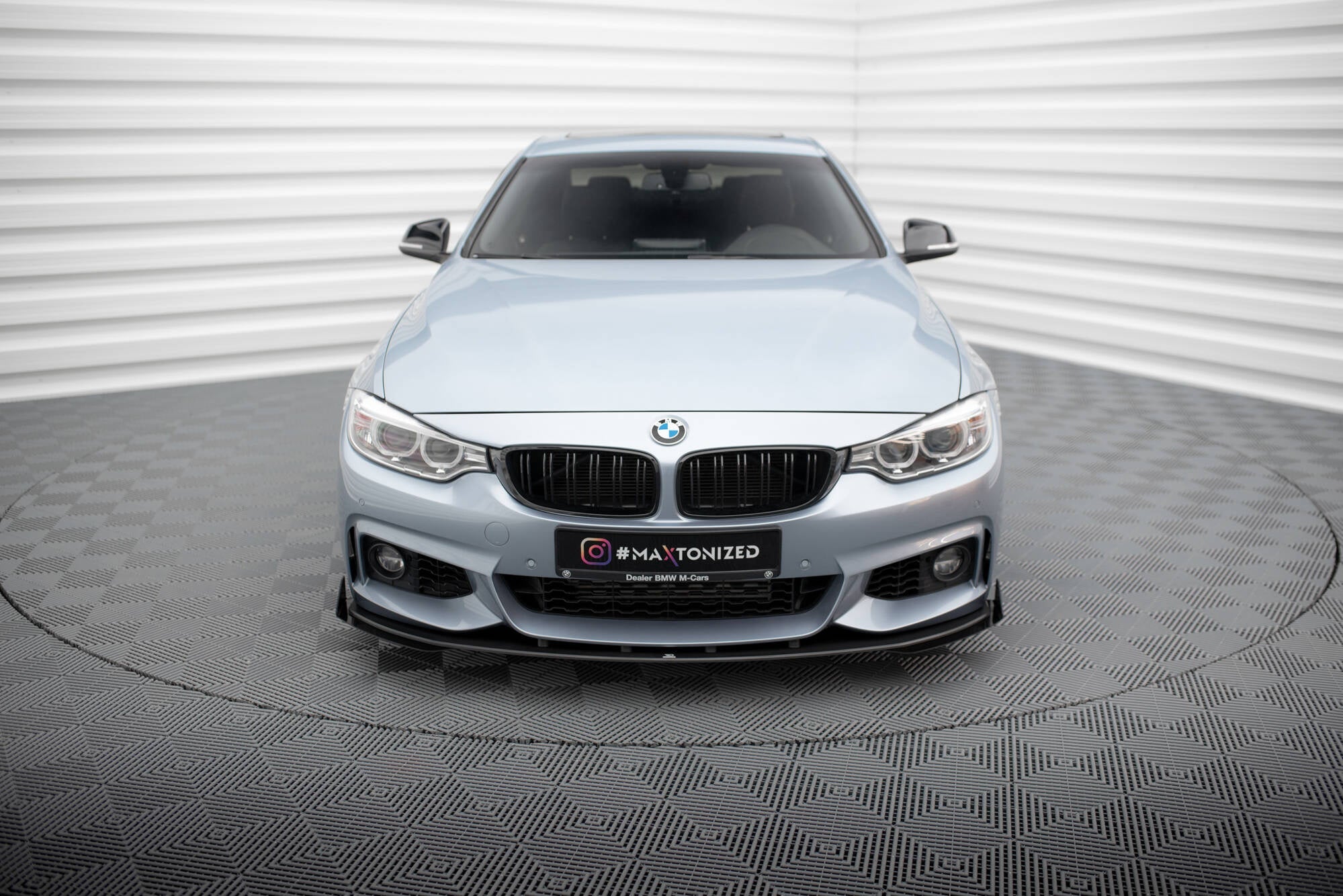 Lip delantero Street Pro + Flaps BMW Serie 4 Coupé / Gran Coupé / Cabrio M-Pack F32 / F33 / F36