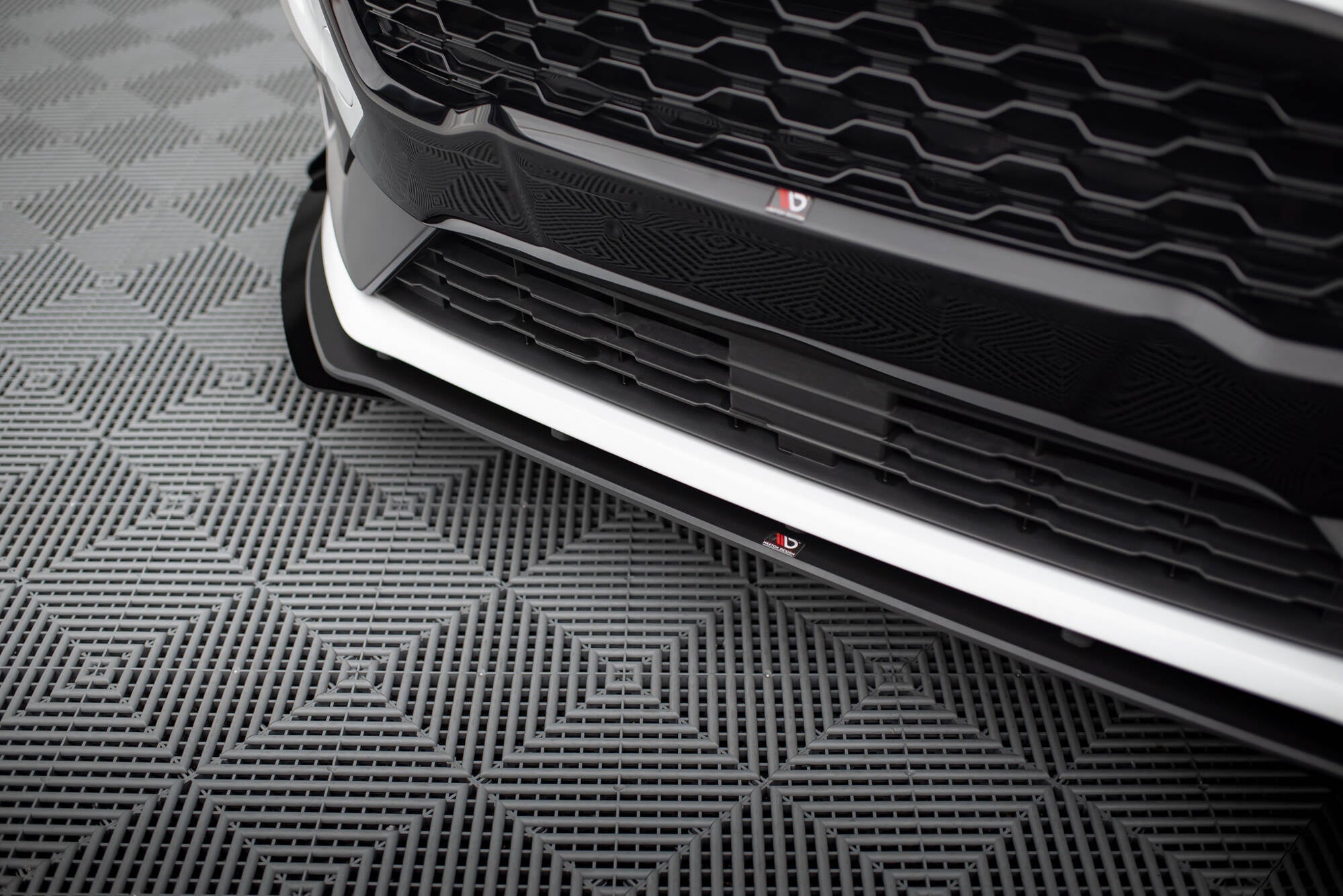 Lip Delantero Street Pro + Flaps Ford Fiesta Mk8 ST / ST-Line