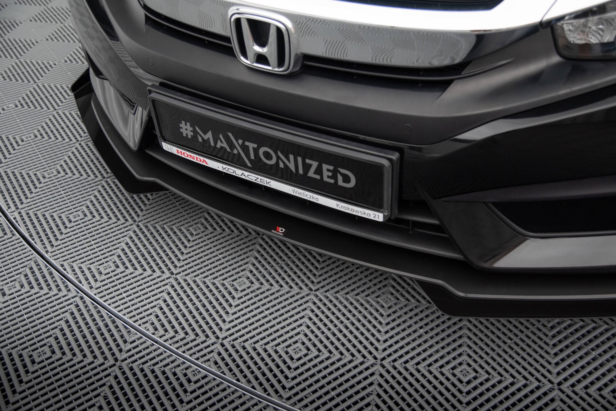 Lip delantero Street Pro + flaps Honda Civic Berlina / Sedán Mk10 Facelift
