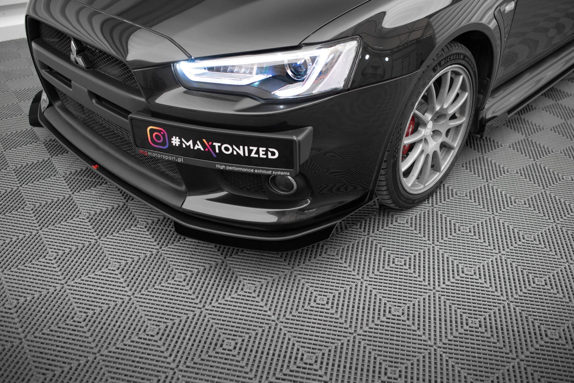 Lip delantero Street Pro + flaps Mitsubishi Lancer EVO X Mk10