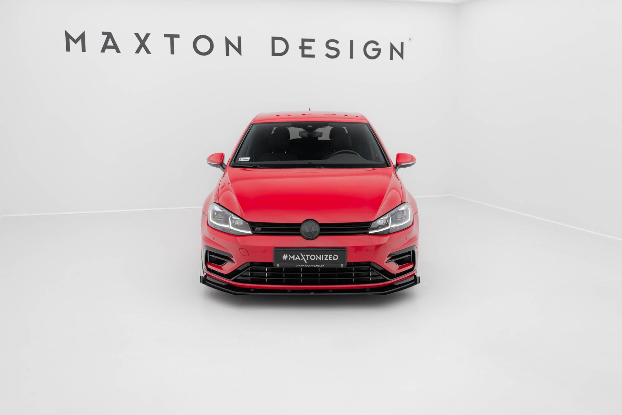 Lip Delantero Street Pro + Flaps Volkswagen Golf R / R-Line Mk7 Facelift