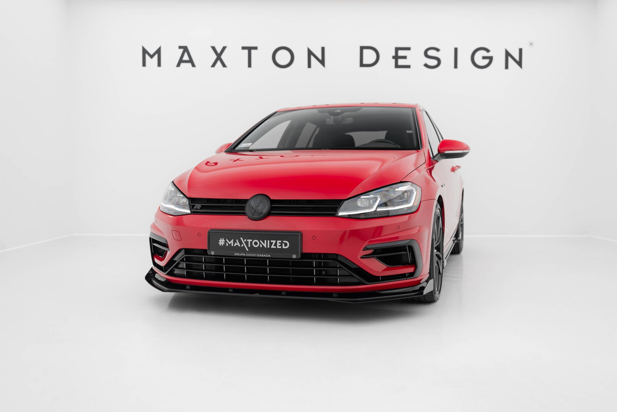 Lip Delantero Street Pro + Flaps Volkswagen Golf R / R-Line Mk7 Facelift