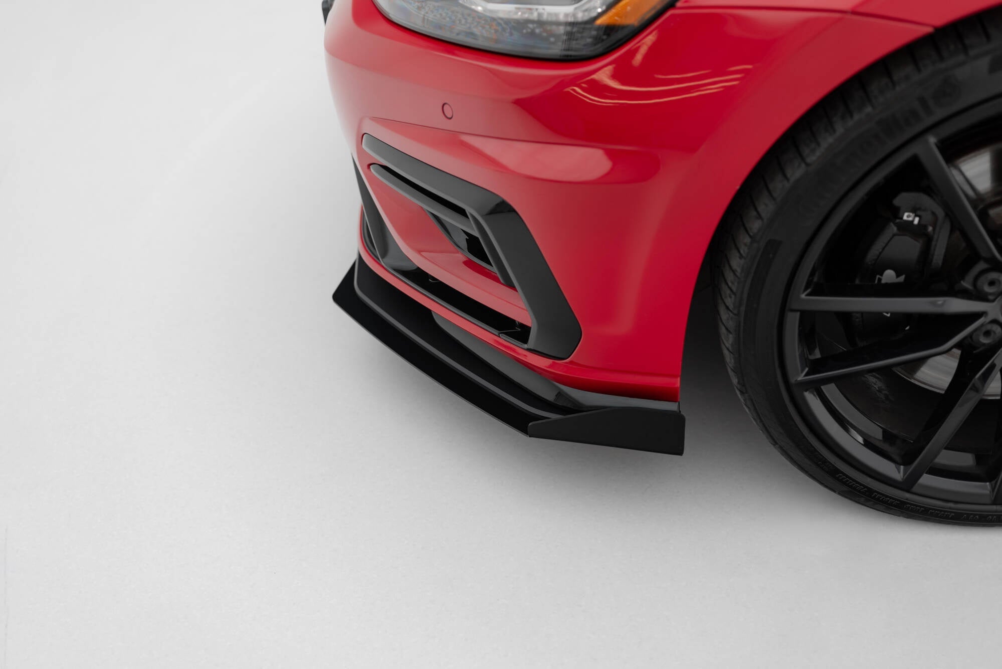 Lip Delantero Street Pro + Flaps Volkswagen Golf R / R-Line Mk7 Facelift