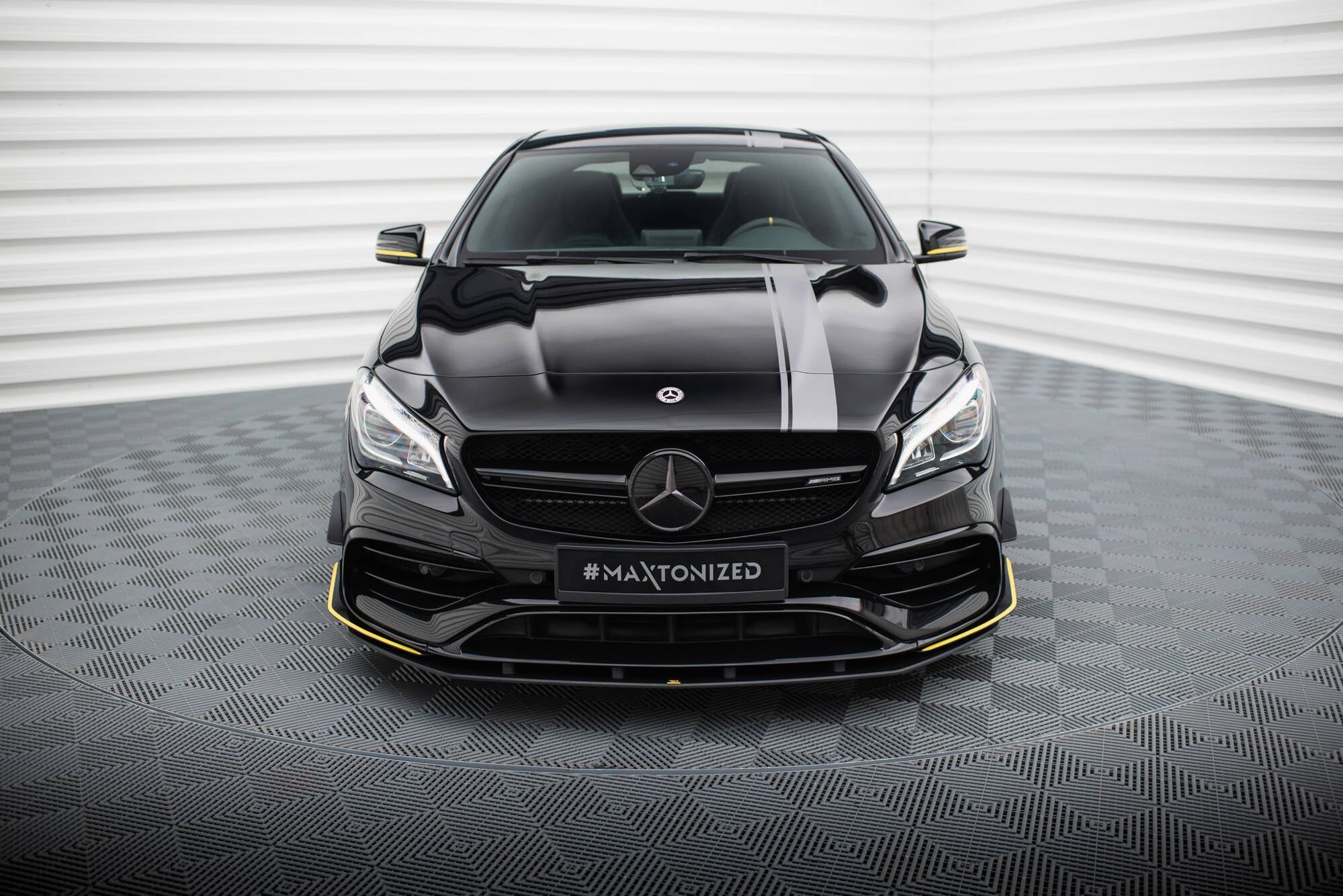 Lip delantero Street Pro Mercedes-AMG CLA 45 Aero C117 Facelift