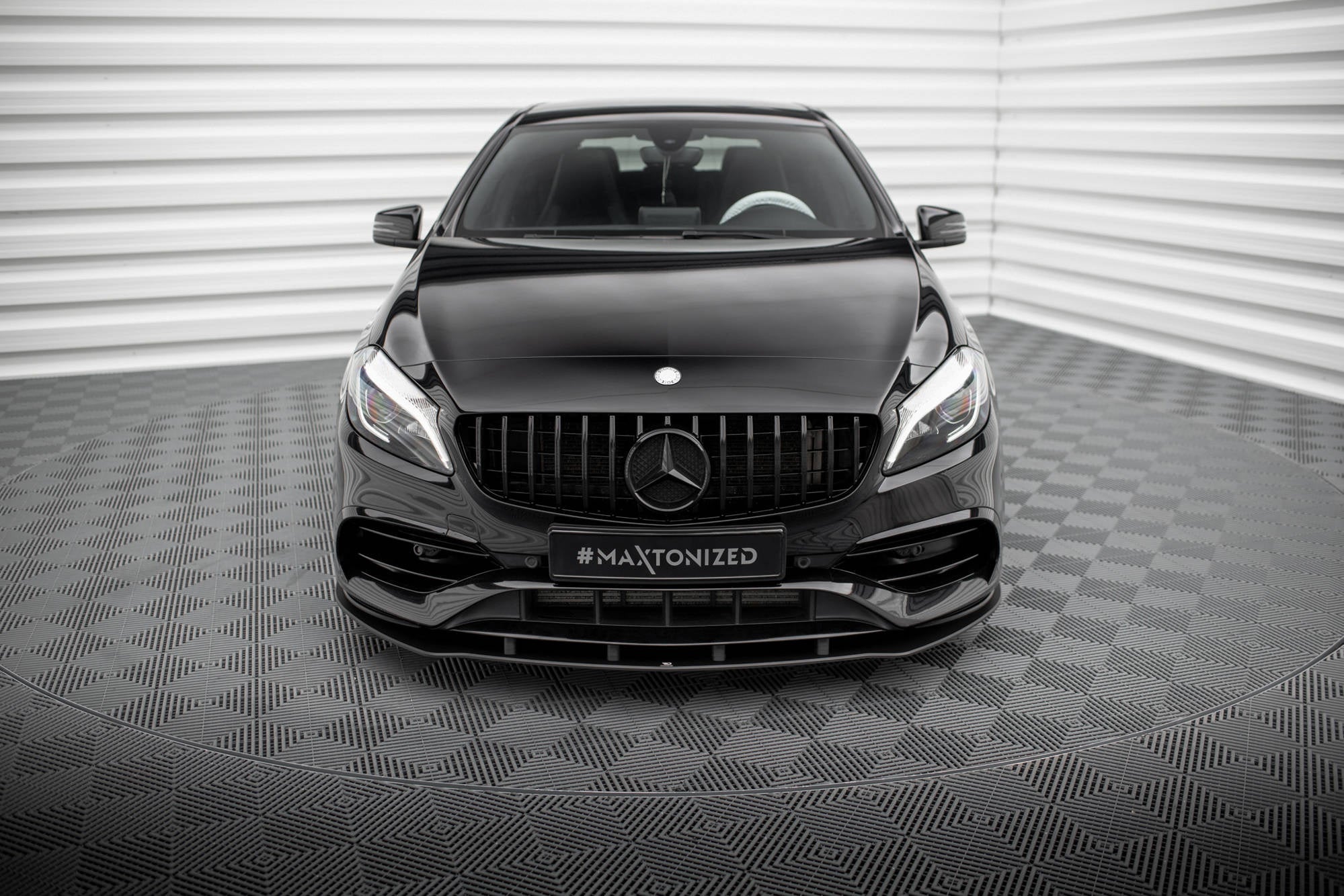 Lip delantero Street Pro Mercedes-Benz Clase A AMG-Line W176 Facelift