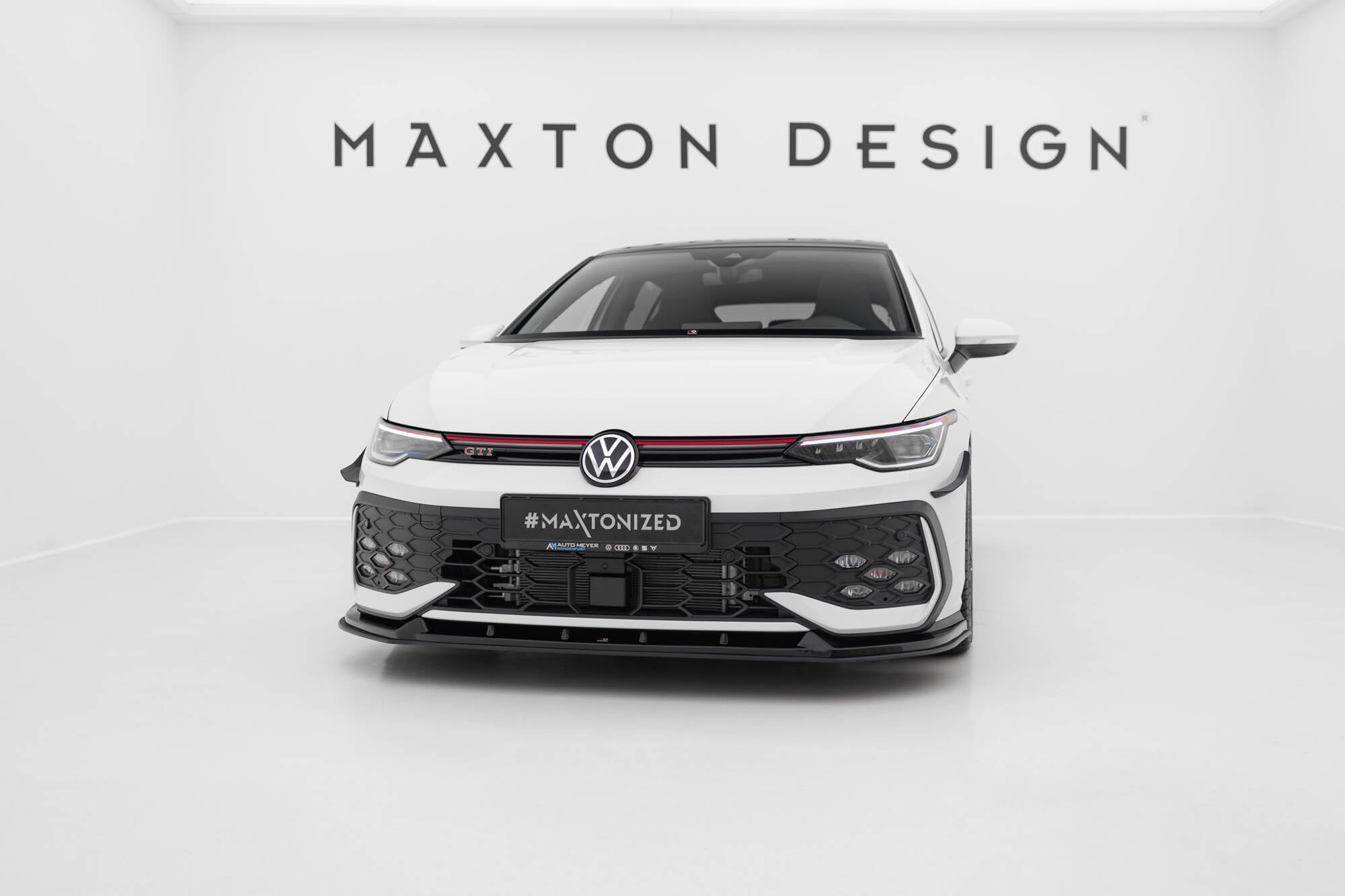 Lip delantero Street Pro V.2 Volkswagen Golf GTI / GTE / R-Line Mk8 Facelift