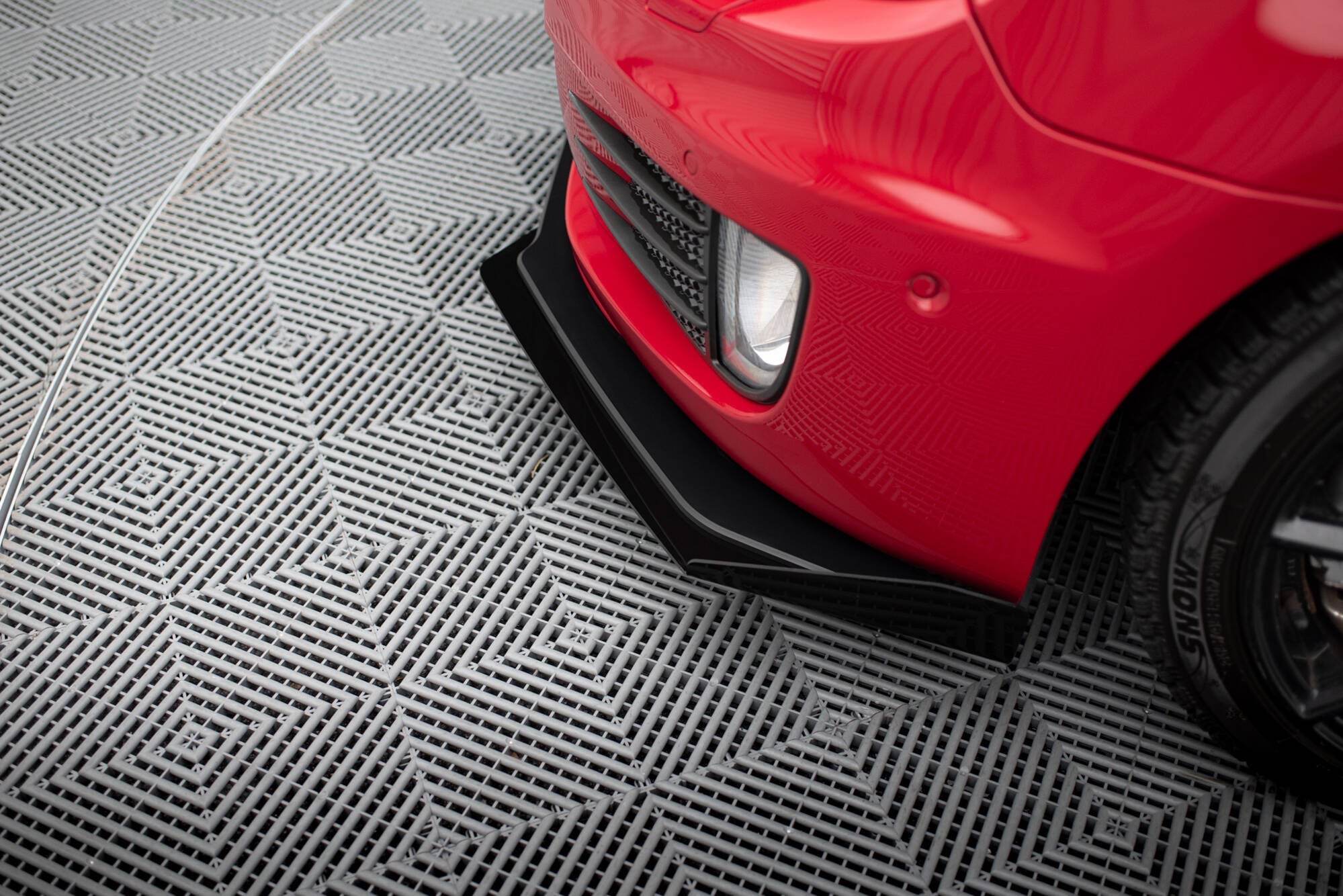Lip Delantero Street Pro V.3 + Flaps Volkswagen Golf GTI Mk6