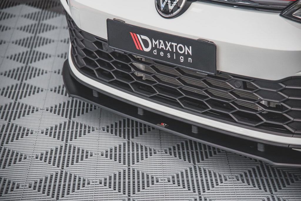 Lip delantero Street Pro Volkswagen Golf GTI / GTE / GTD / R-Line Mk8