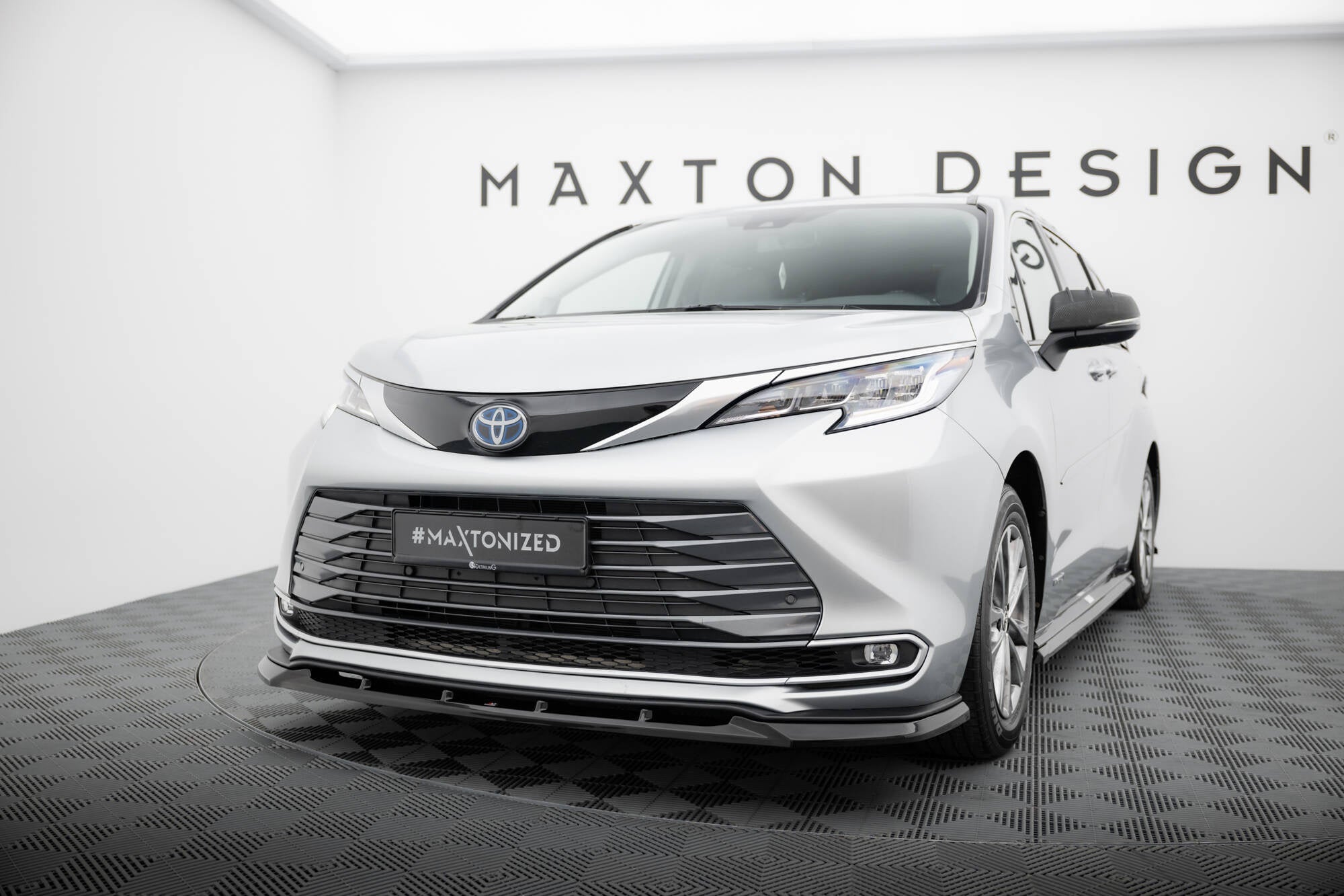 Lip delantero Toyota Sienna Mk4