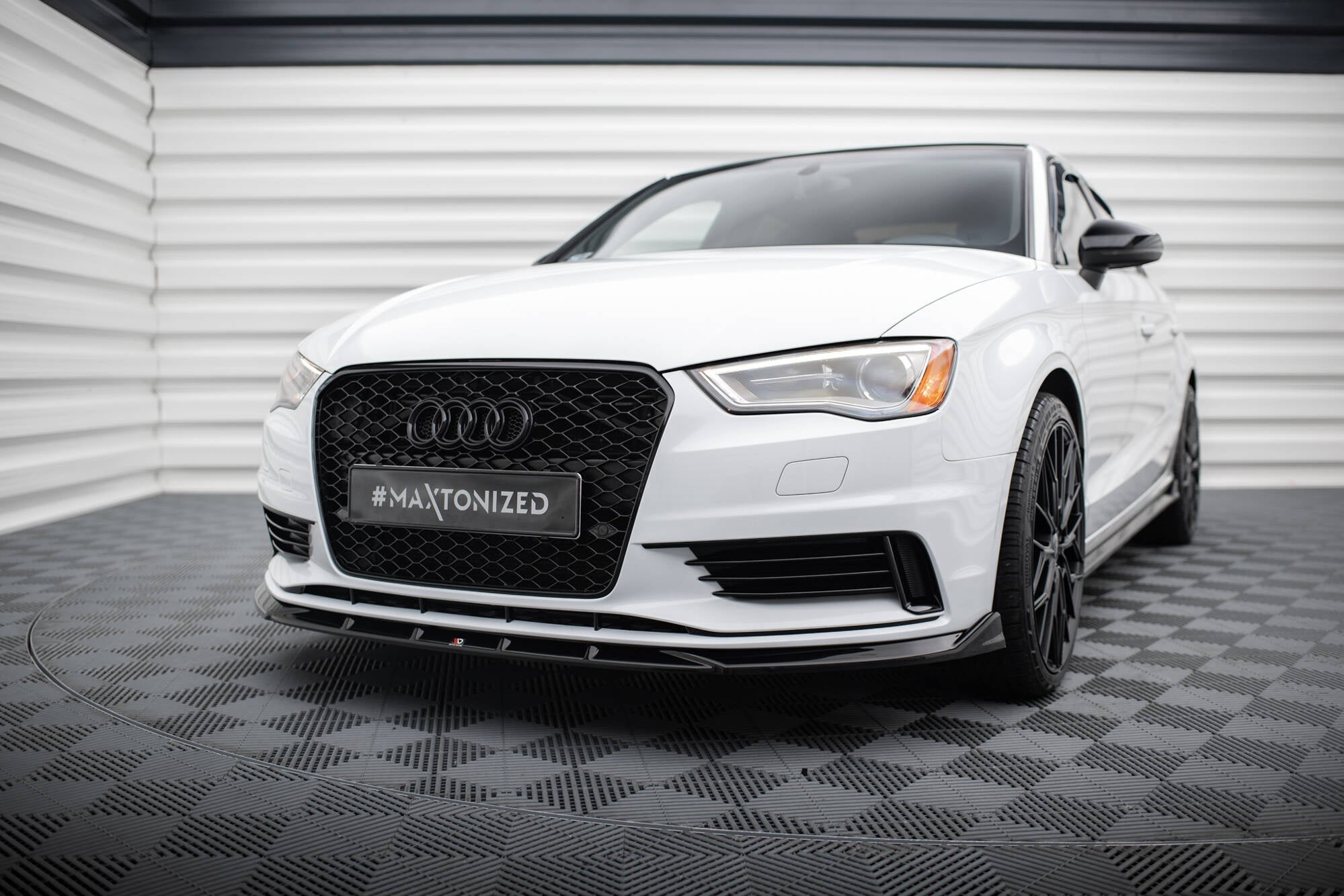 Lip delantero V.1 Audi A3 Berlina / Sedán 8V