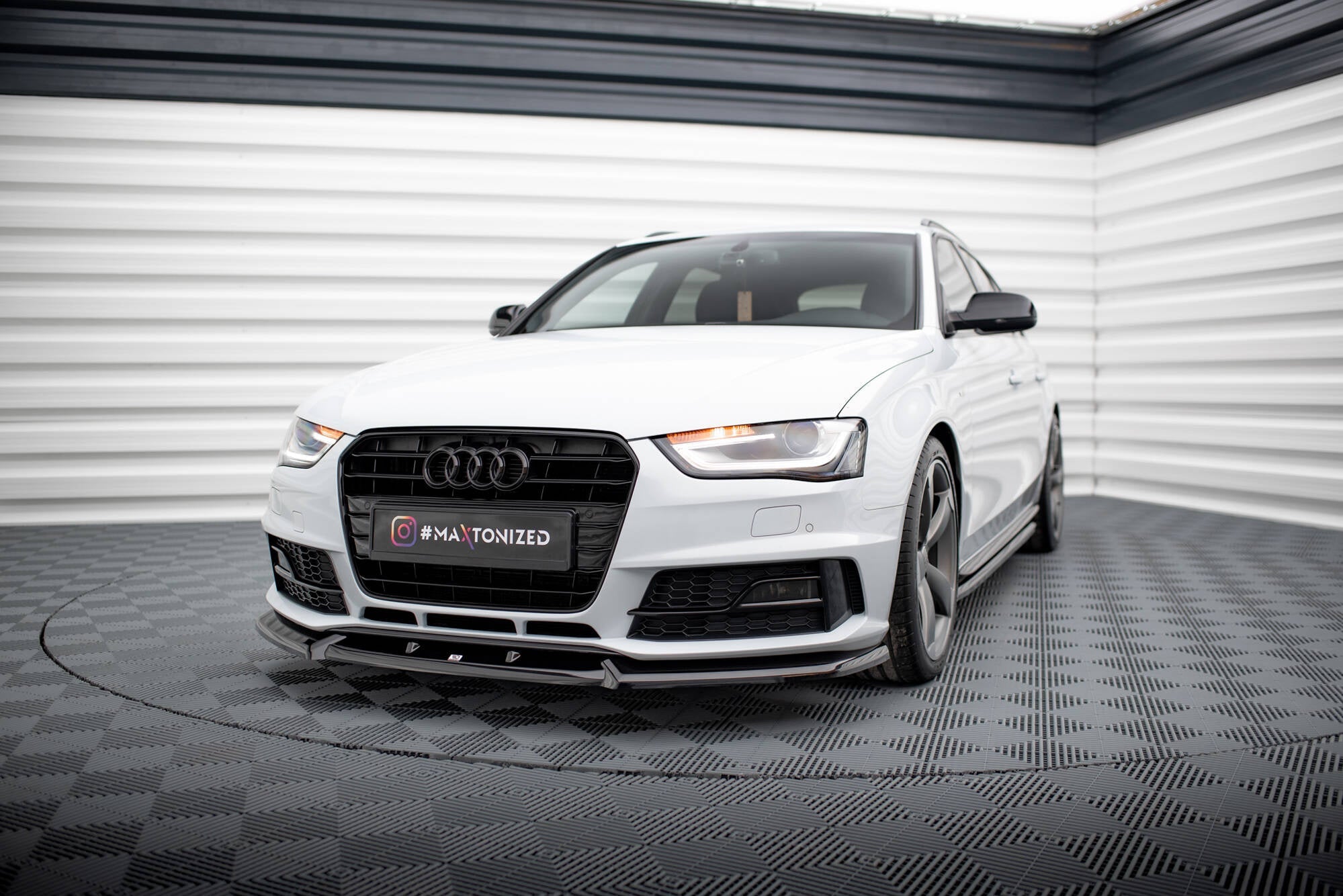 Lip delantero V.1 Audi A4 Competition B8 Facelift