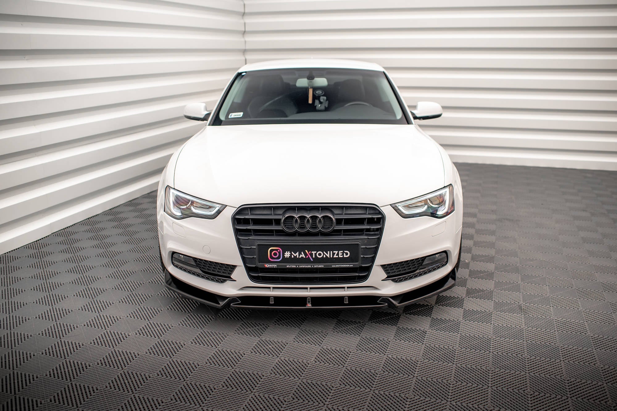 Lip delantero V.1 Audi A5 Coupé / Sportback 8T Facelift