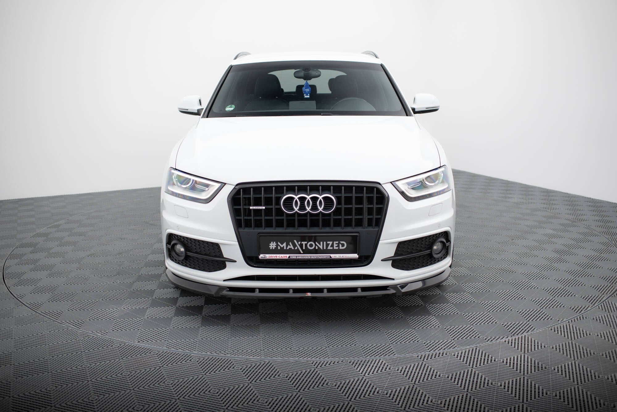 Lip delantero V.1 Audi Q3 S-line 8U