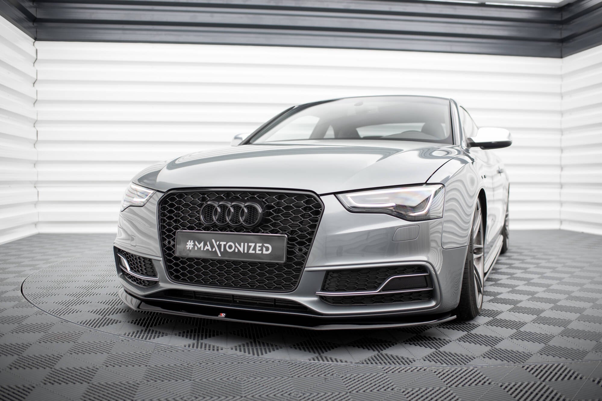 Lip delantero V.1 Audi S5/A5 S-Line 8T Facelift