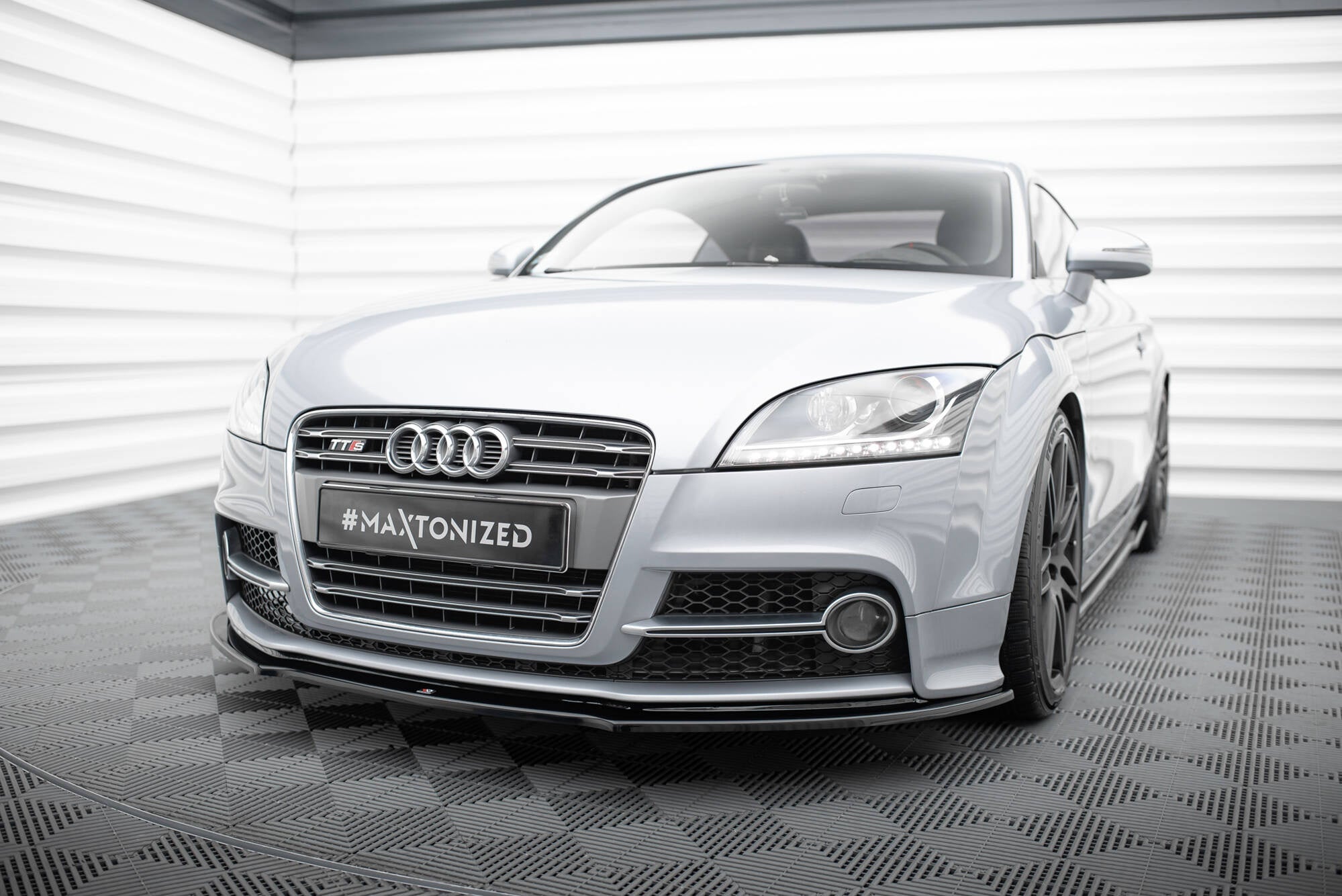 Lip delantero V.1 Audi TT S / TT S-Line 8J Facelift