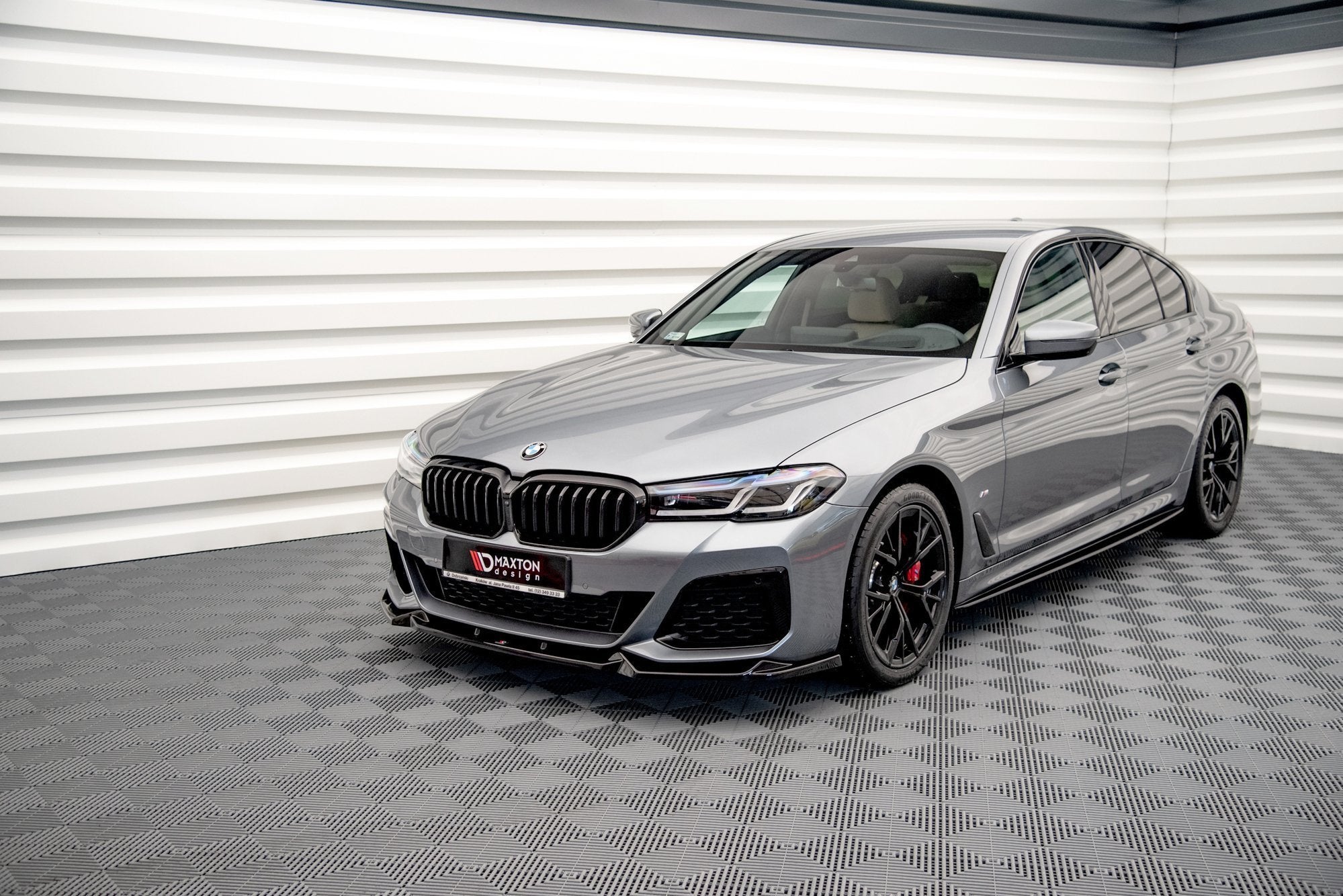 Lip delantero V.1 BMW Serie 5 M-Pack / M550i / M550d Berlina / Sedán / Touring G30 / G31 Facelift