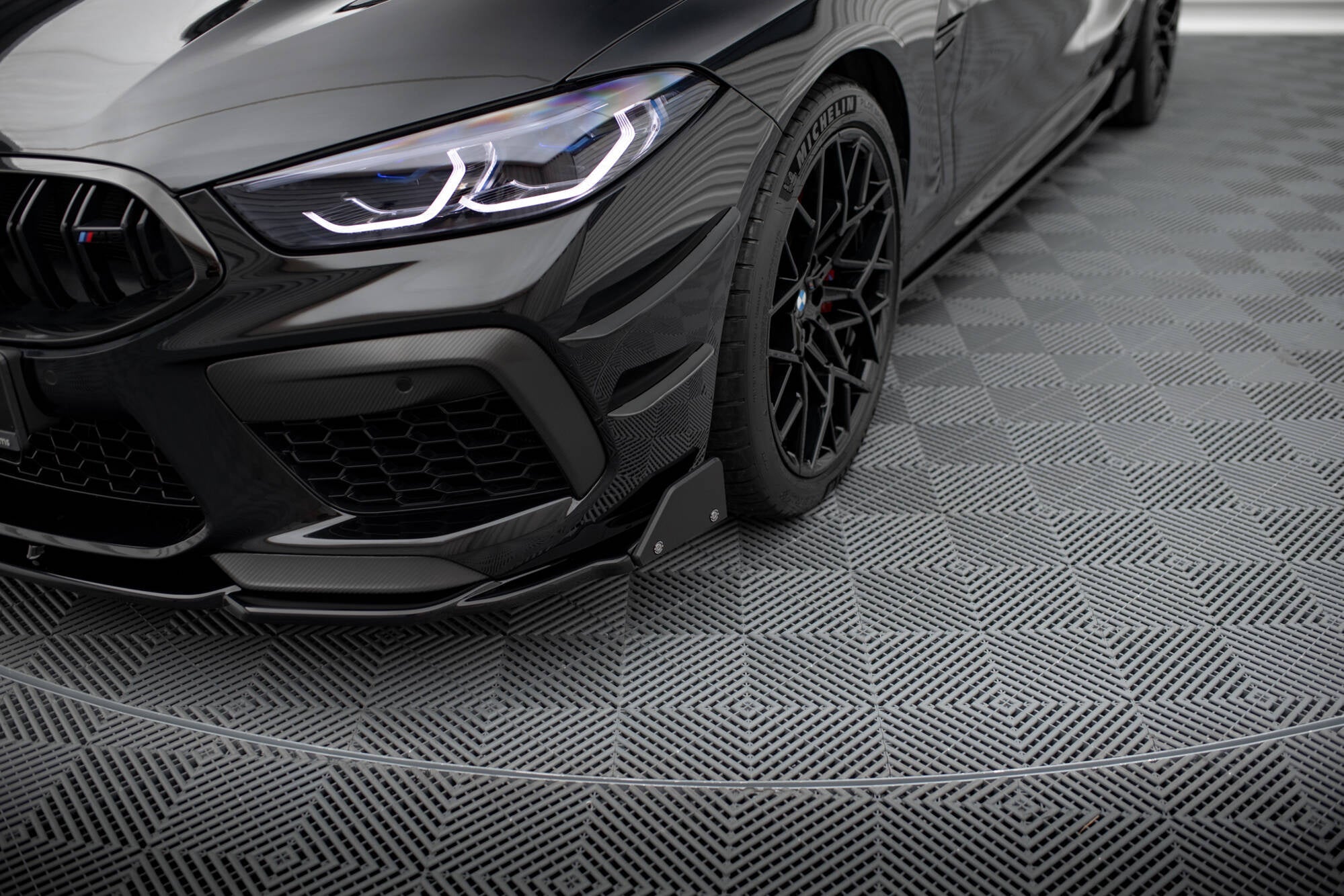 Lip Delantero V.1 + Flaps BMW M8 Gran Coupé F93 / Coupé F92