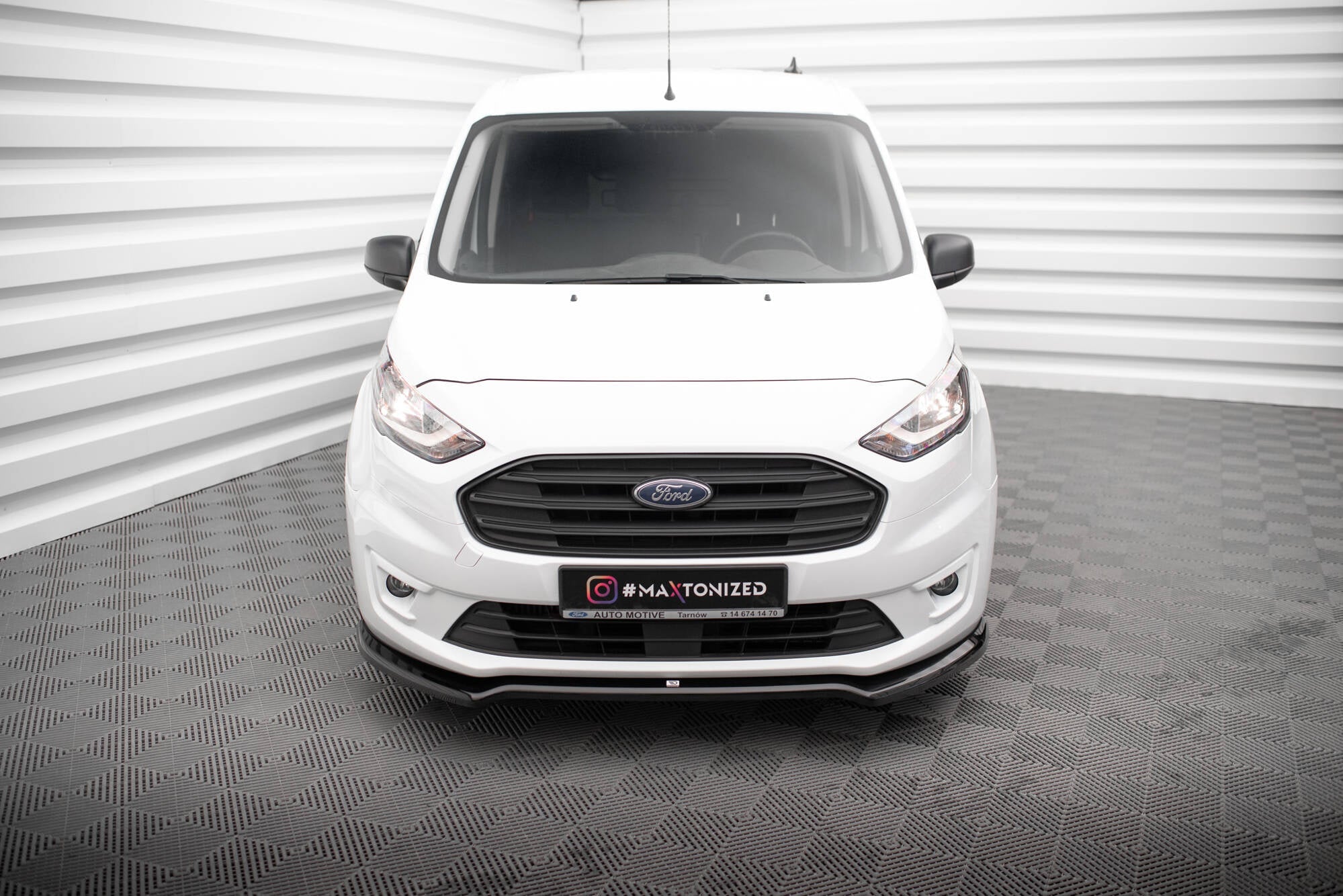 Lip delantero V.1 Ford Transit Connect Mk2 Facelift