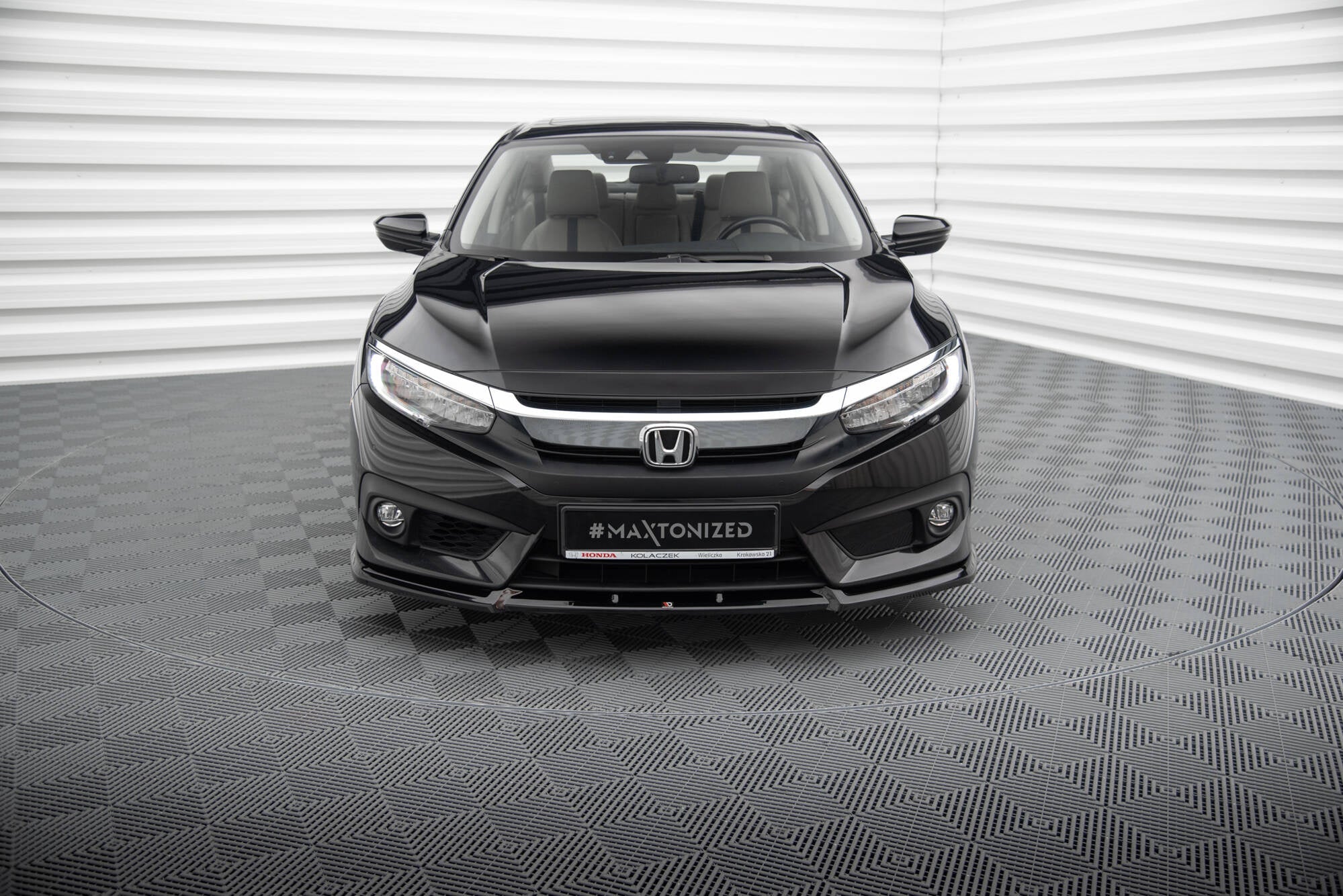 Lip delantero V.1 Honda Civic Berlina / Sedán Mk10