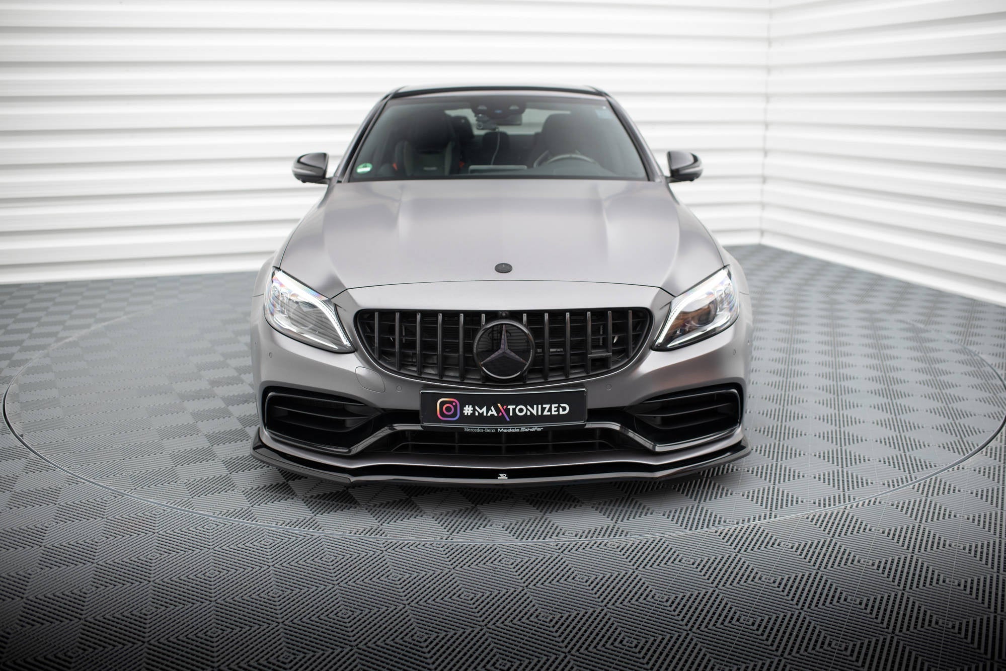 Lip delantero V.1 Mercedes-AMG C63 Berlina / Sedán / Familiar W205 Facelift