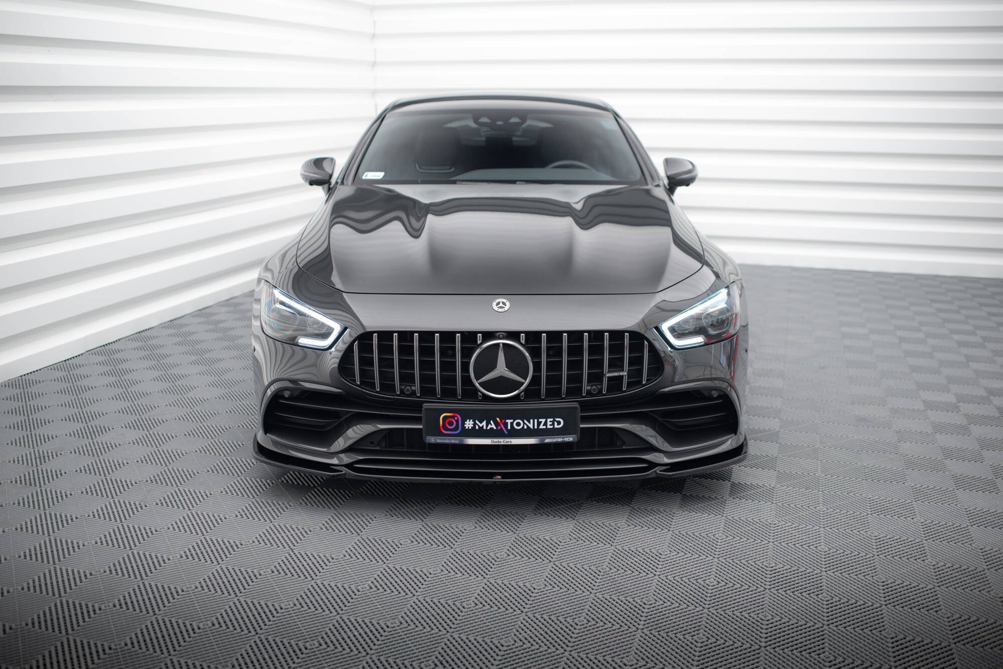 Lip delantero V.1 Mercedes-AMG GT 53 4-Door Coupé X290