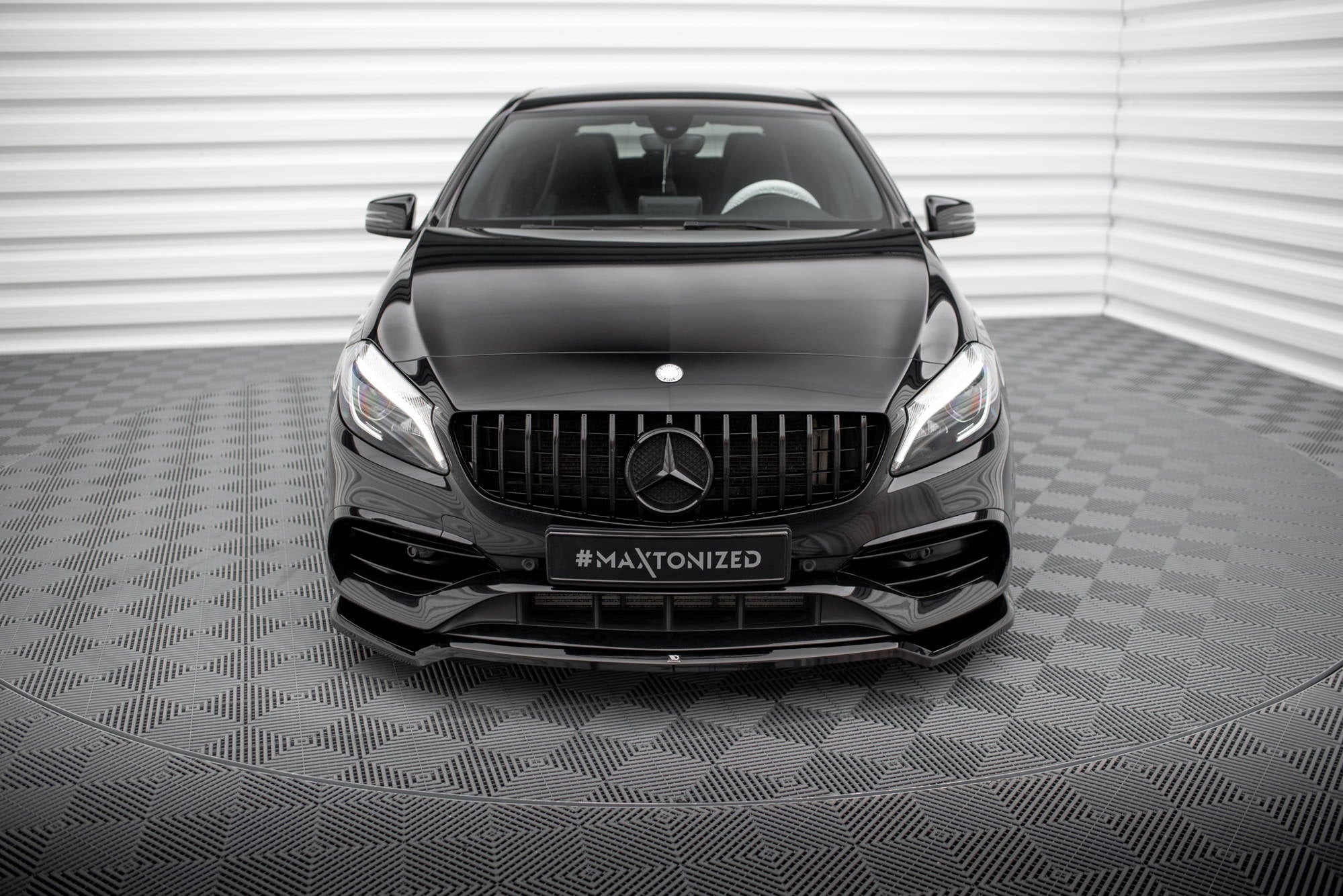 Lip delantero V.1 Mercedes-Benz Clase A AMG-Line W176 Facelift