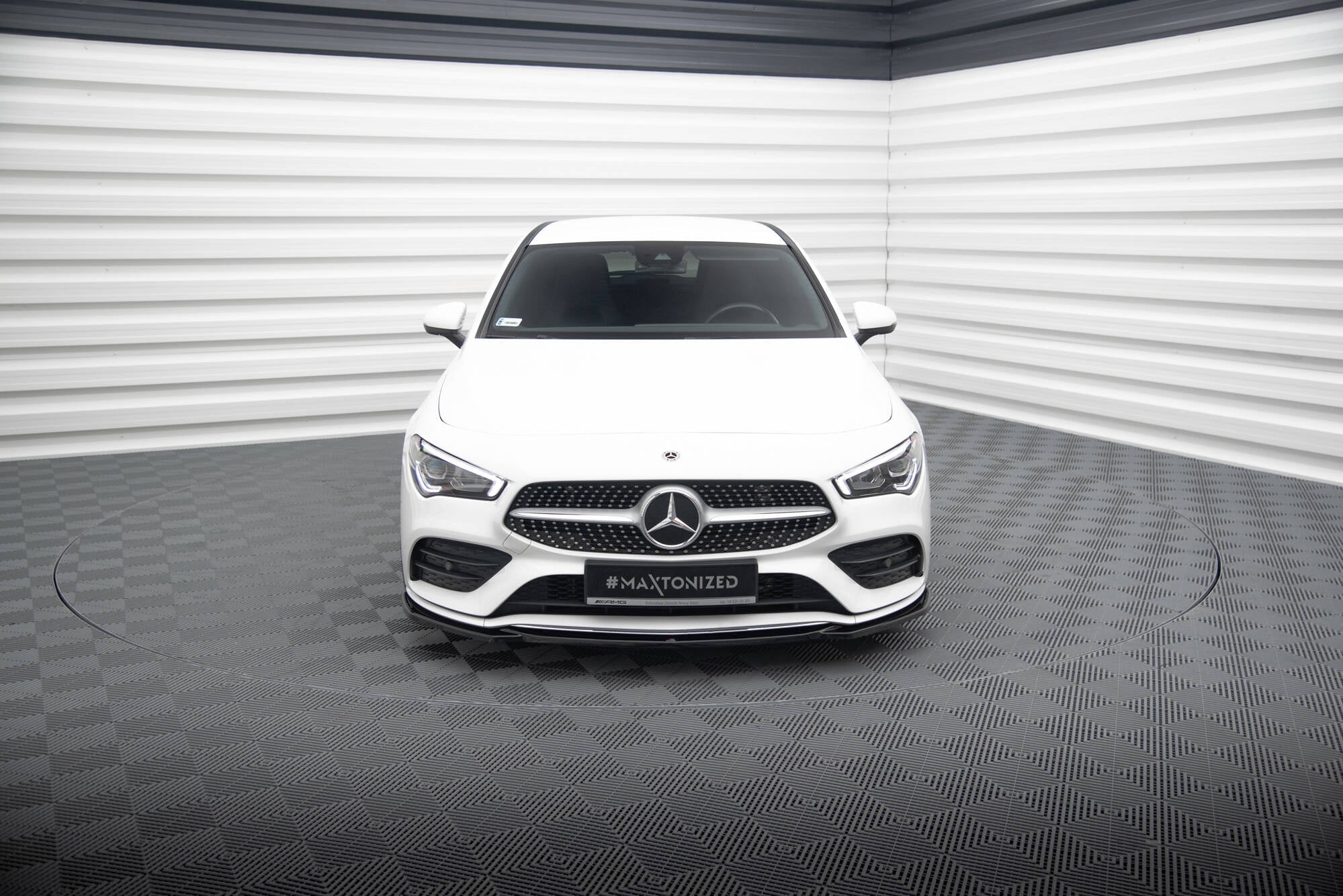 Lip delantero V.1 Mercedes-Benz CLA A35 AMG / AMG-Line C118