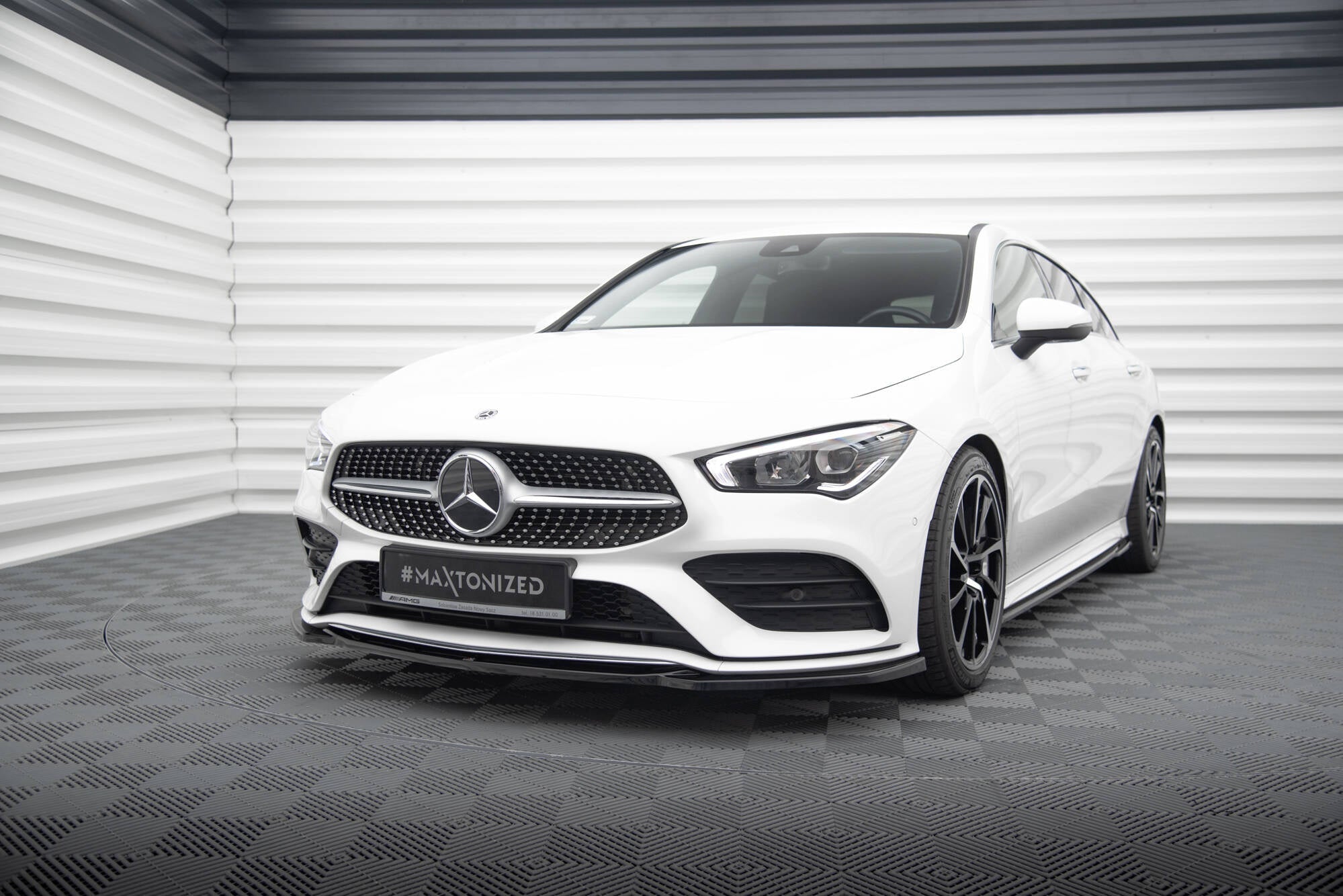Lip delantero V.1 Mercedes-Benz CLA A35 AMG / AMG-Line C118
