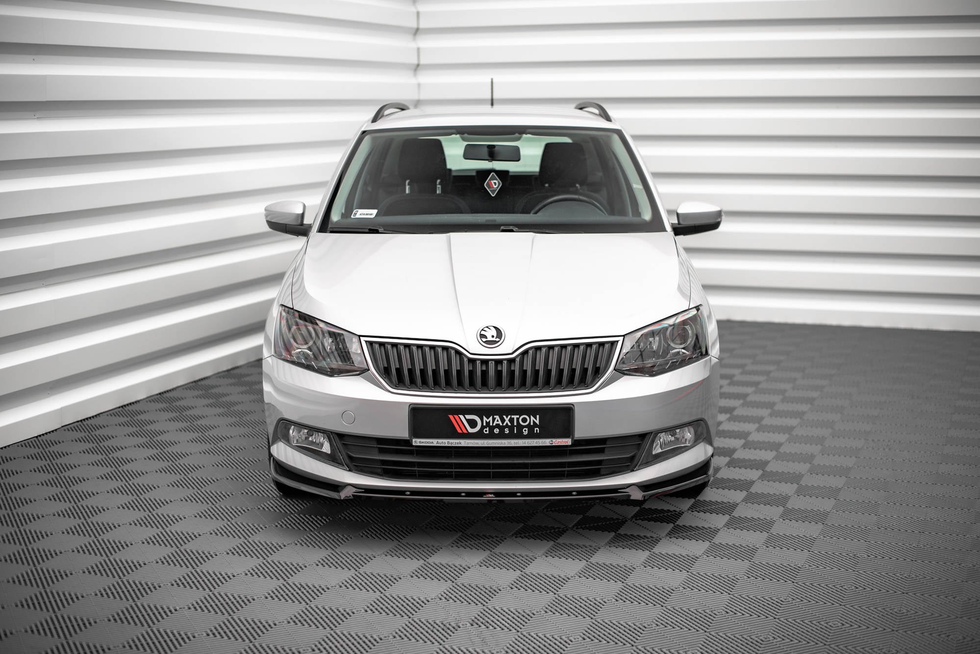 Lip delantero V.1 Skoda Fabia Mk3