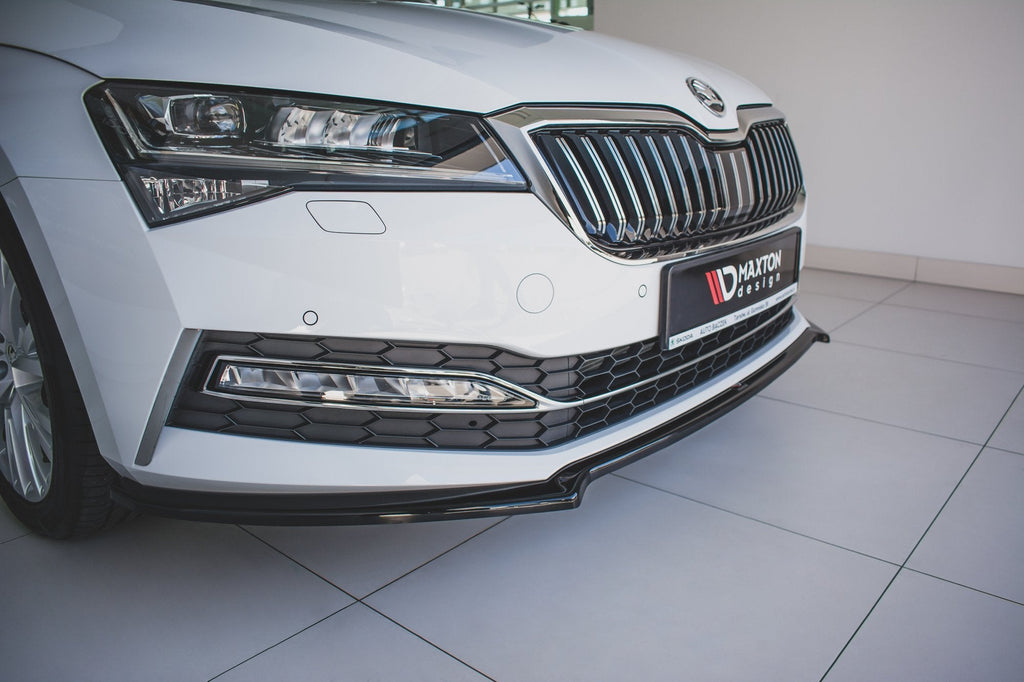 Front splitter V.1 Skoda Superb Liftback / Estate Mk3 Facelift