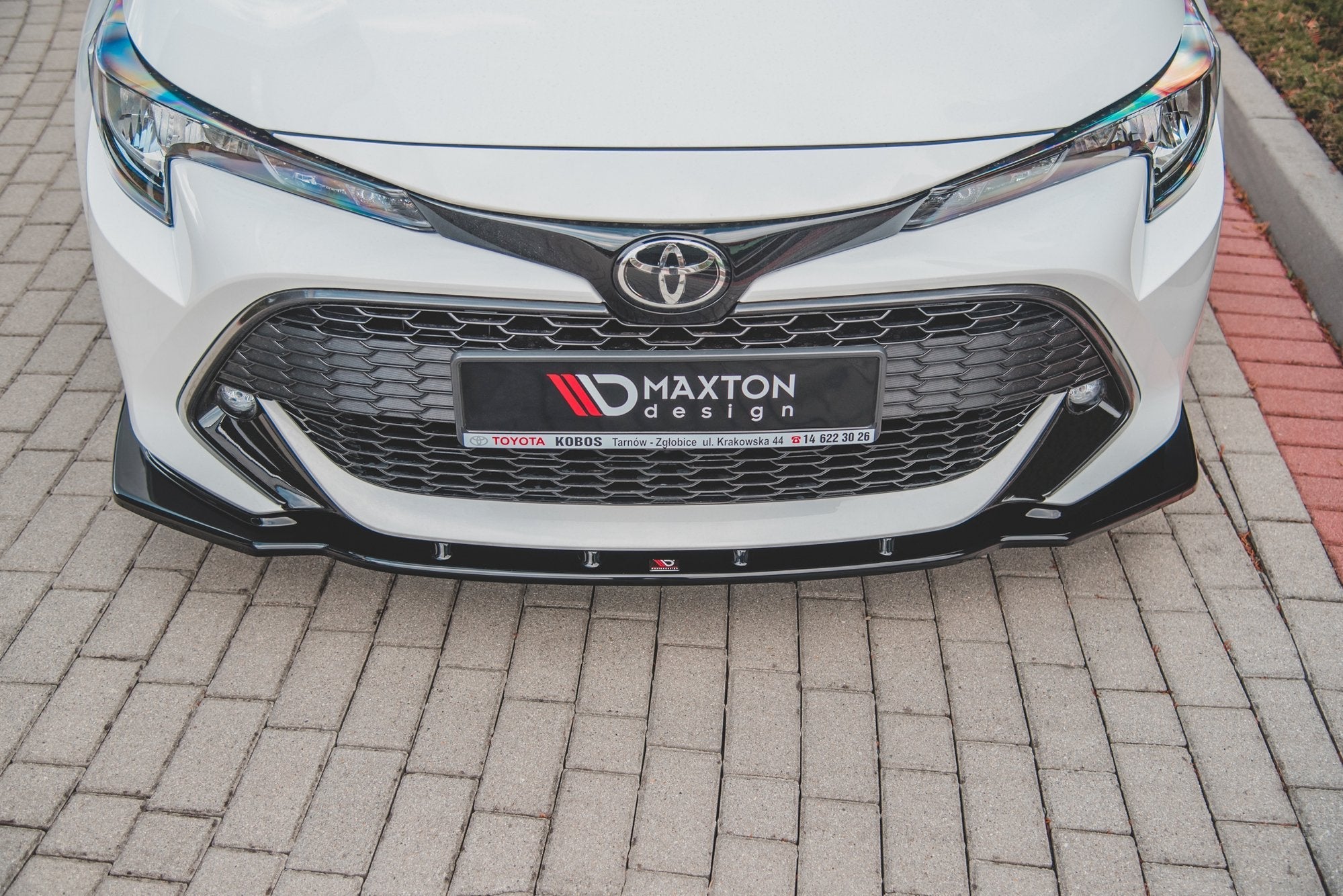 Lip delantero V.1 Toyota Corolla XII Touring Sports / Hatchback