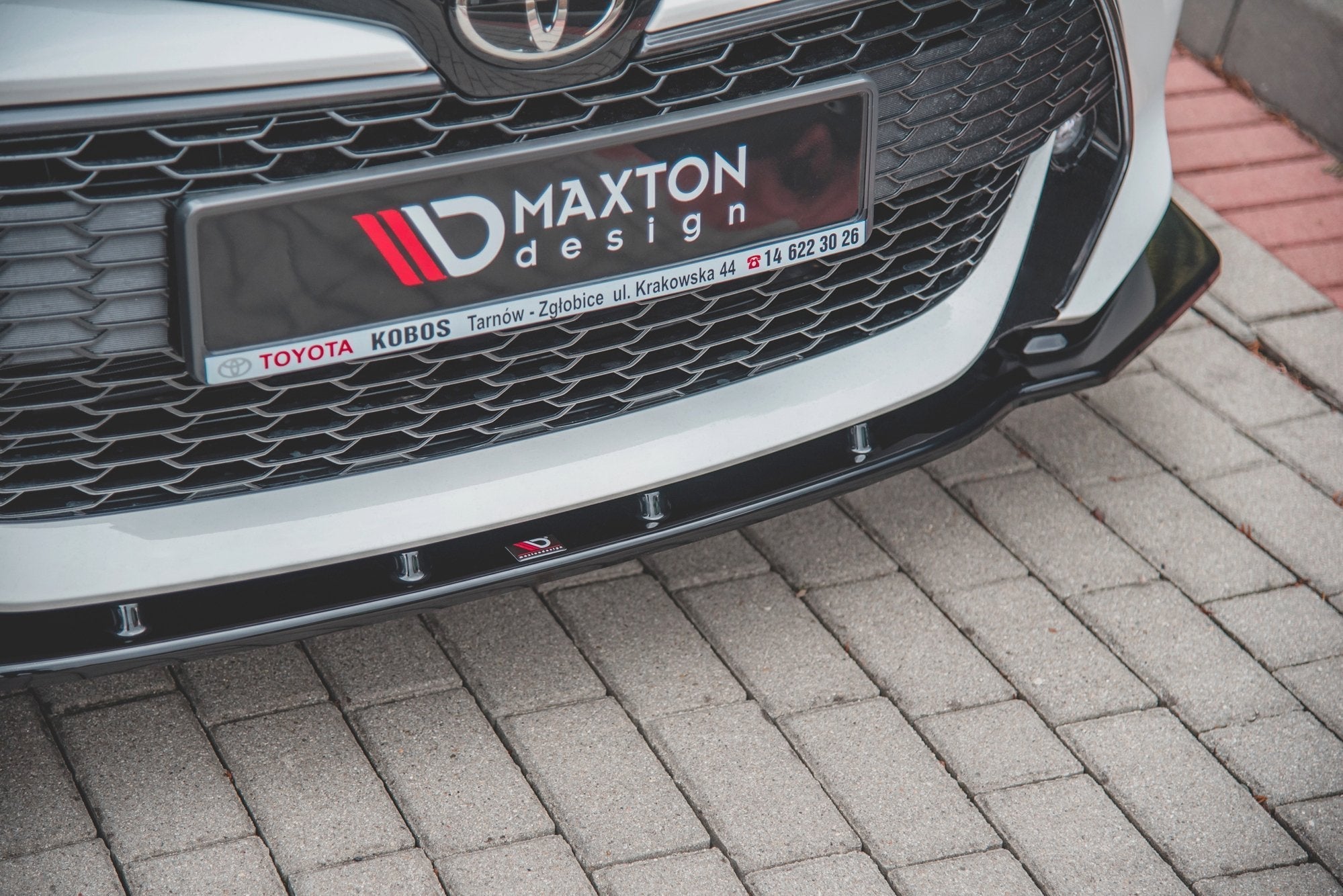 Lip delantero V.1 Toyota Corolla XII Touring Sports / Hatchback