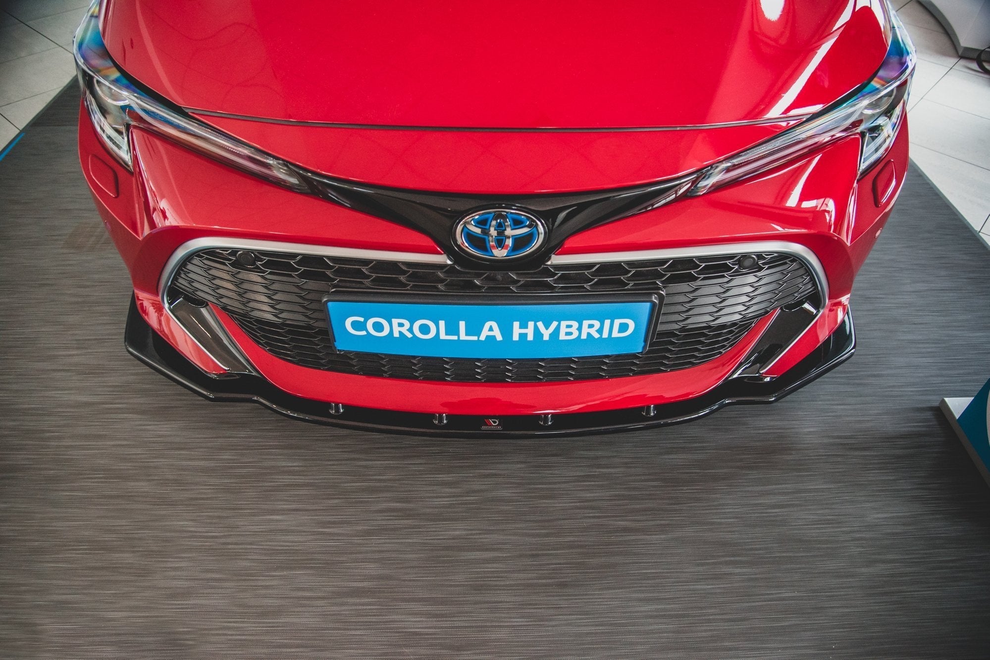Lip delantero V.1 Toyota Corolla XII Touring Sports / Hatchback