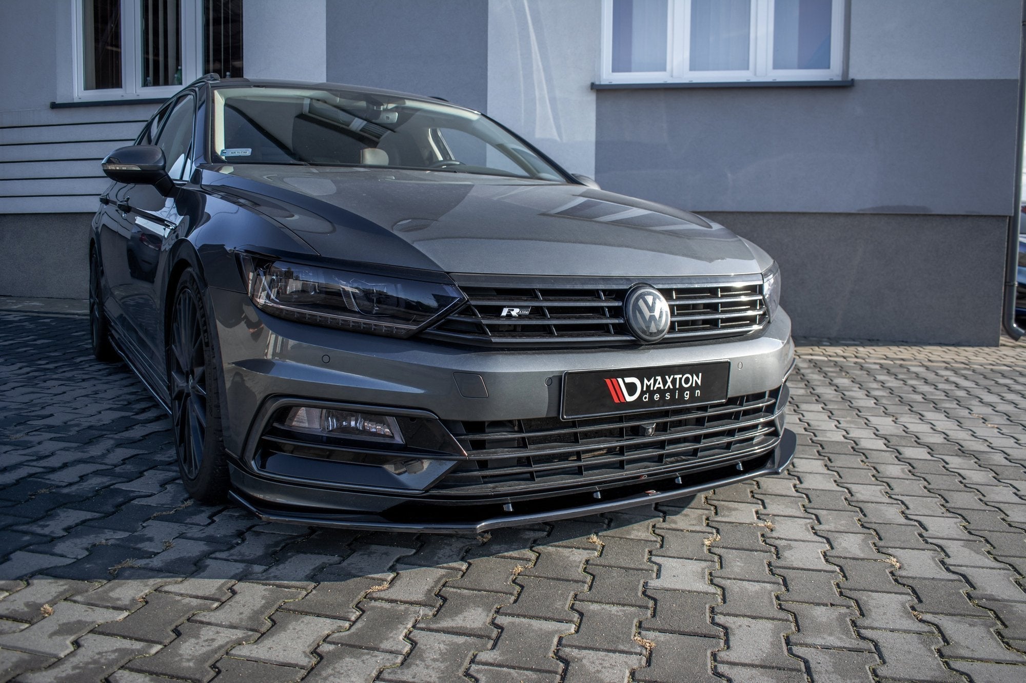 Lip delantero V.1 Volkswagen Passat R-Line B8