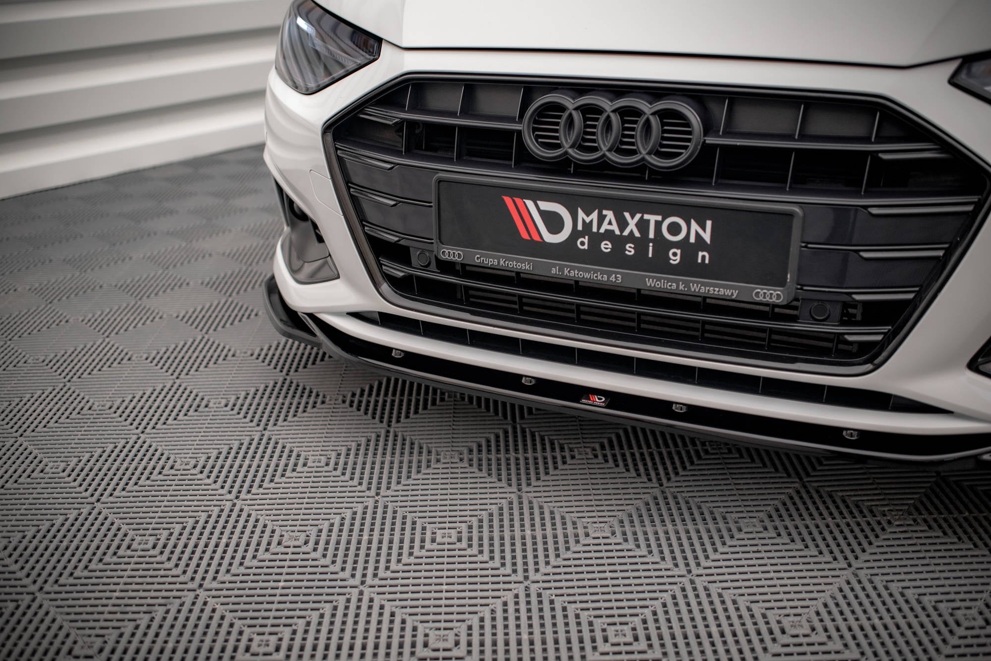 Lip delantero V.2 Audi A4 B9 Facelift