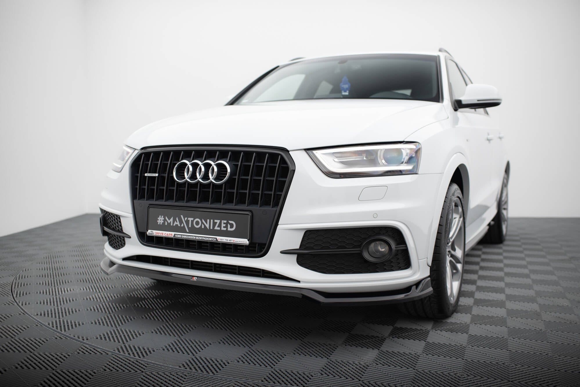 Lip delantero V.2 Audi Q3 S-line 8U
