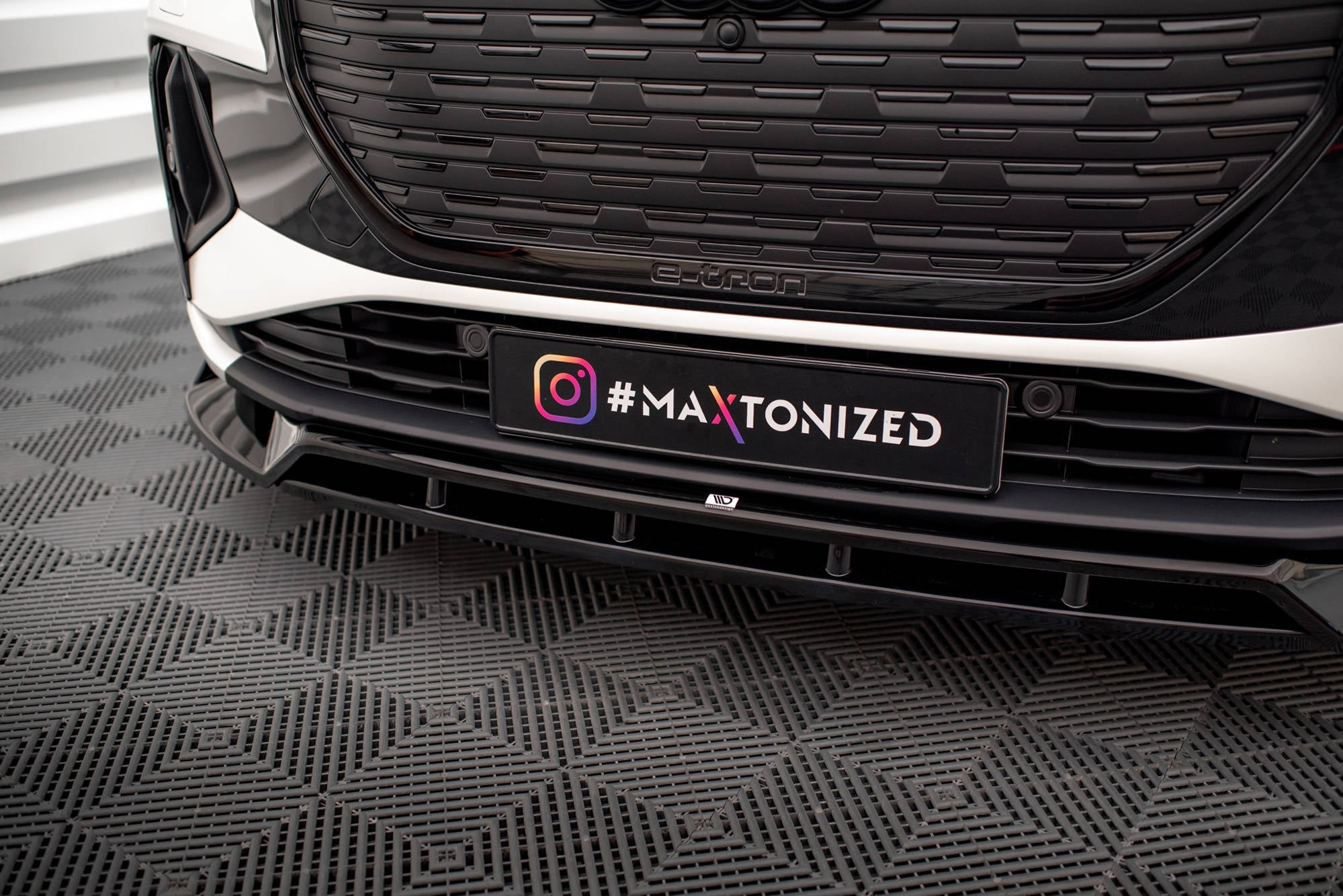 Lip delantero V.2 Audi Q4 e-tron Sportback S-line Mk1
