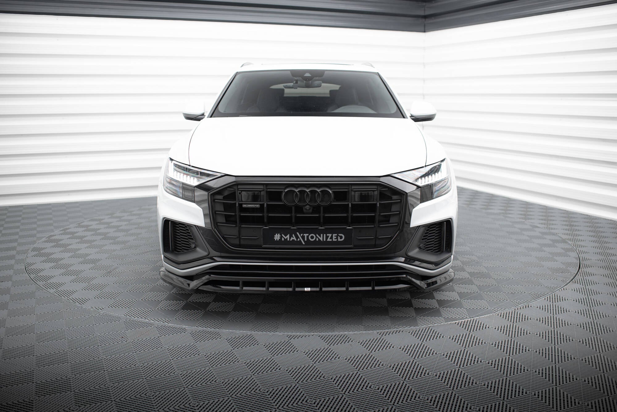 Lip delantero V.2 Audi SQ8 / Q8 S-Line Mk1