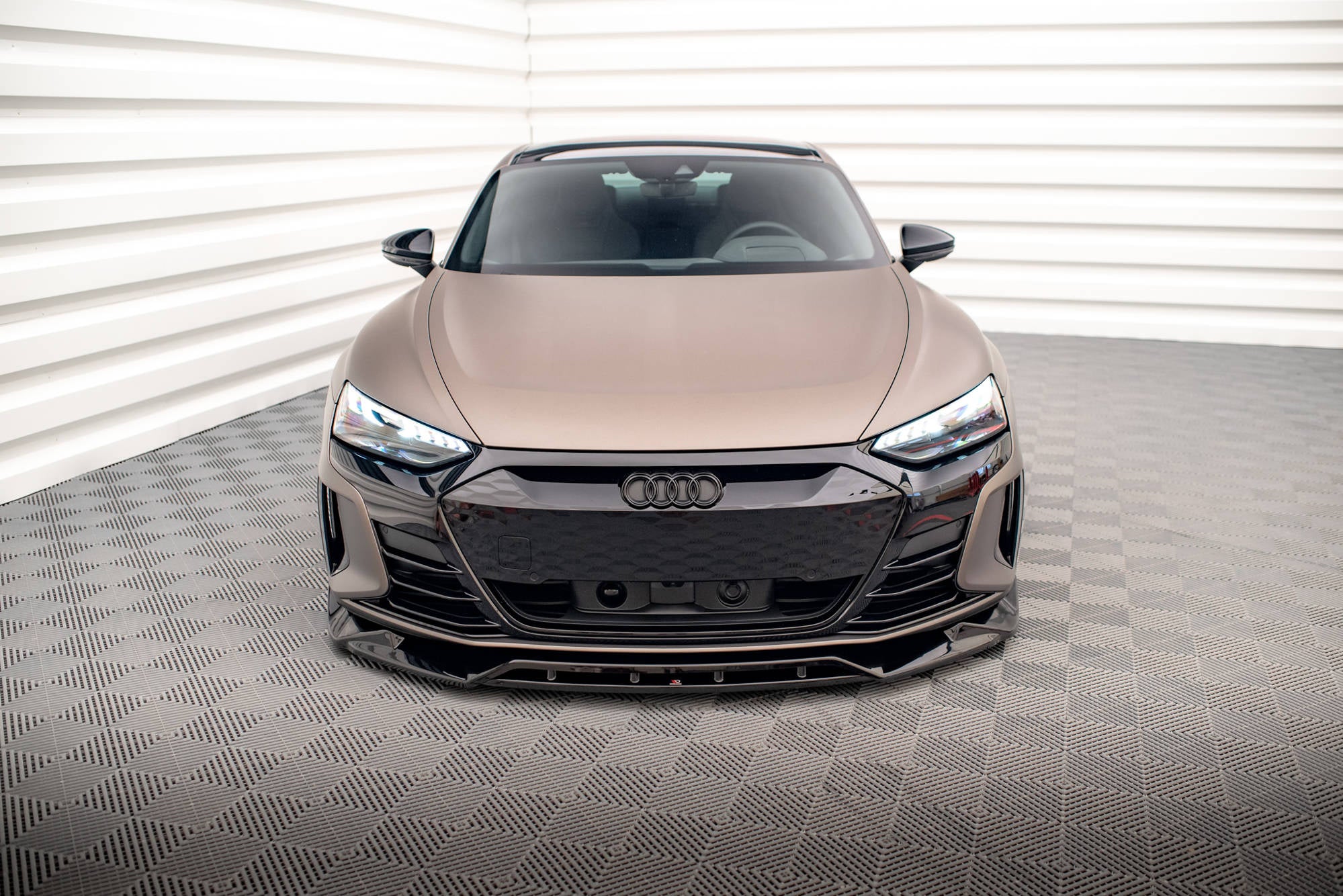 Lip delantero V.2 Audi e-Tron GT / RS GT Mk1