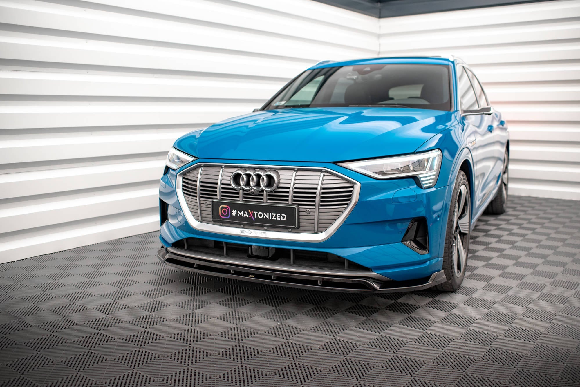 Lip delantero V.2 Audi e-tron Mk1 Standard