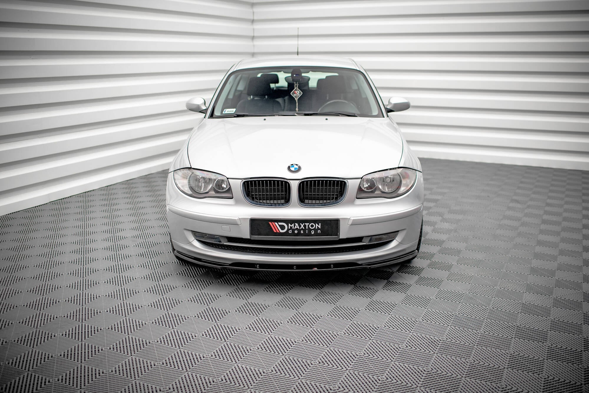 Lip delantero V.2 BMW Serie 1 E81 Facelift