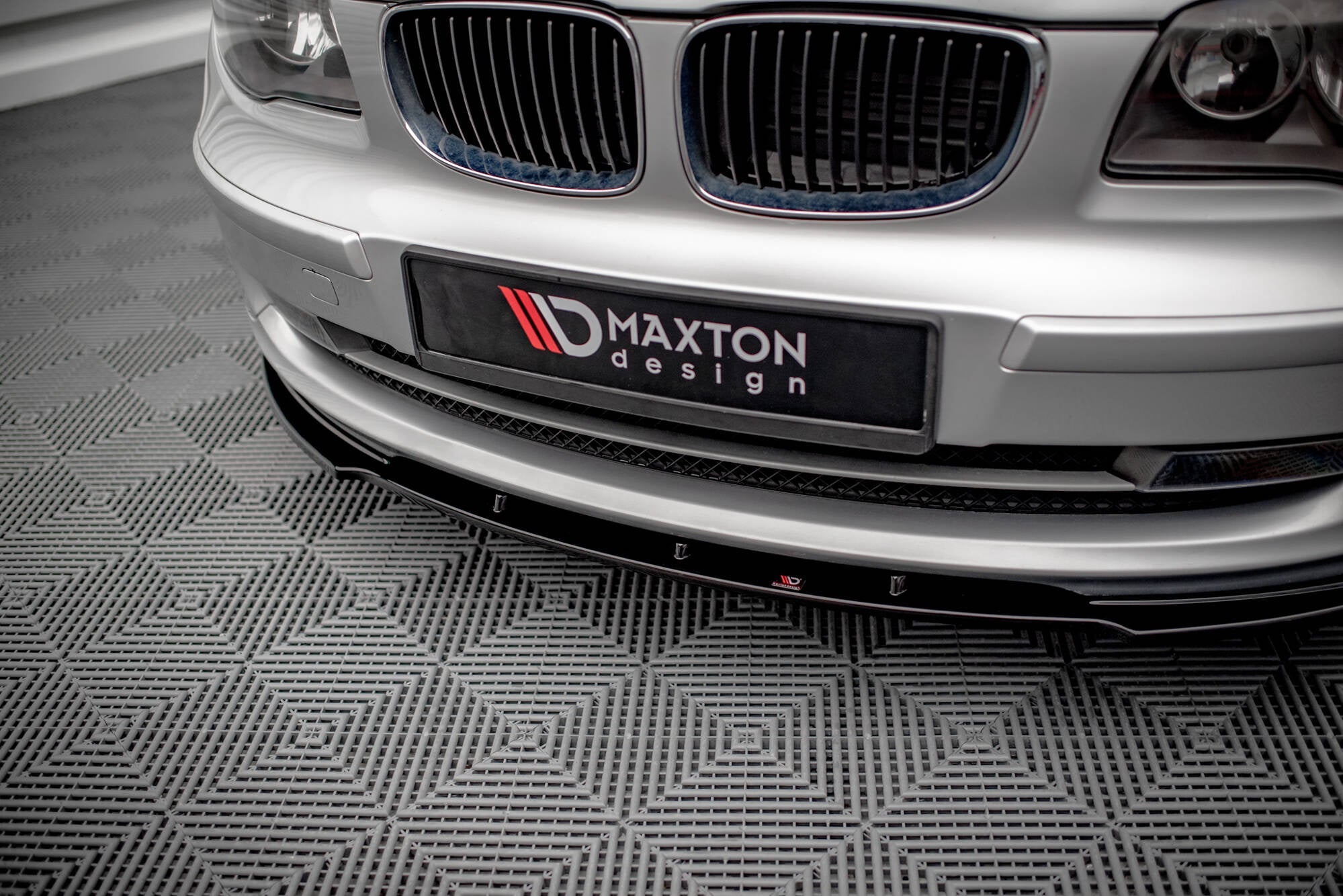 Lip delantero V.2 BMW Serie 1 E81 Facelift