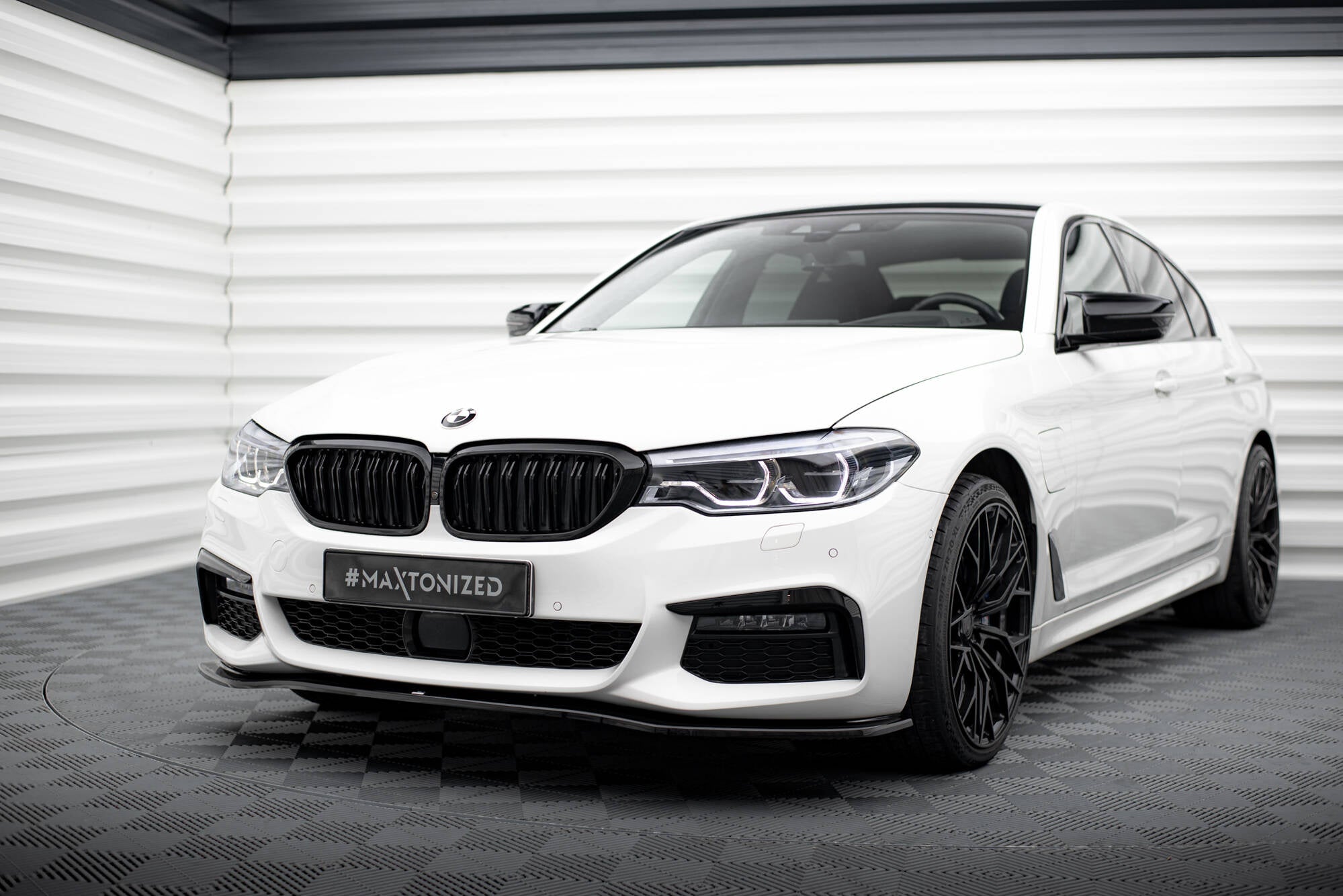 Lip delantero V.2 BMW Serie 5 M-Pack / M550d / M550i G30 / G31 M-Pack