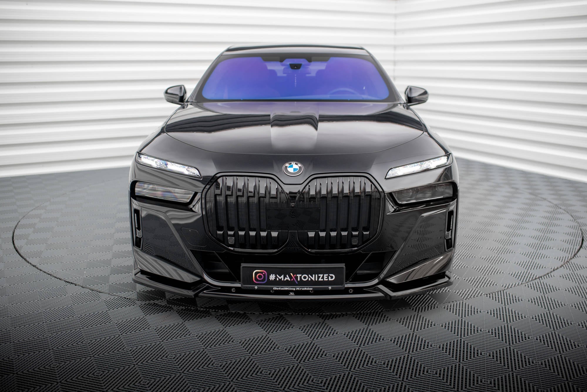 Lip delantero V.2 BMW Serie 7 M-Pack / M760e / i7 M-Pack G70