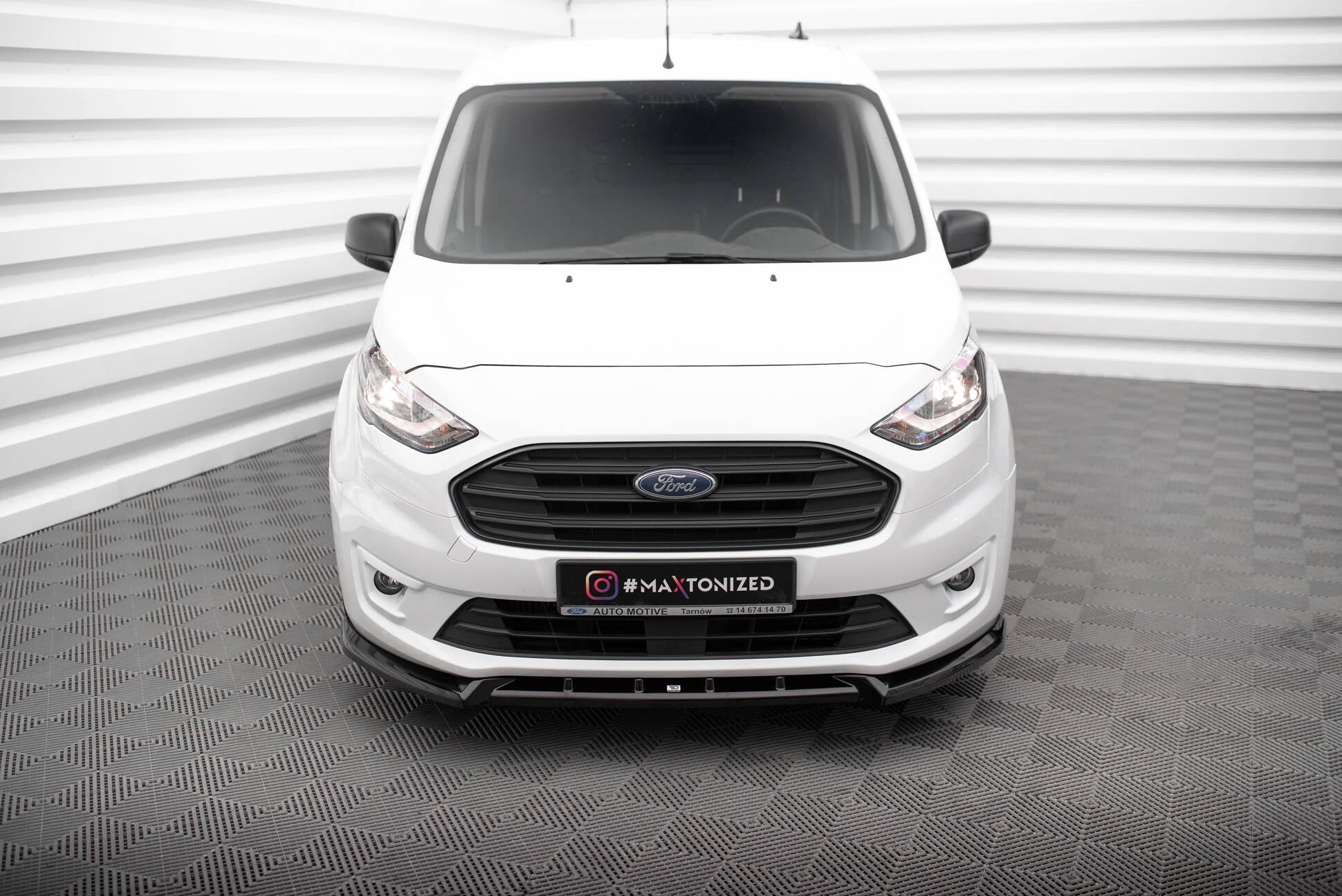 Lip delantero V.2 Ford Transit Connect Mk2 Facelift