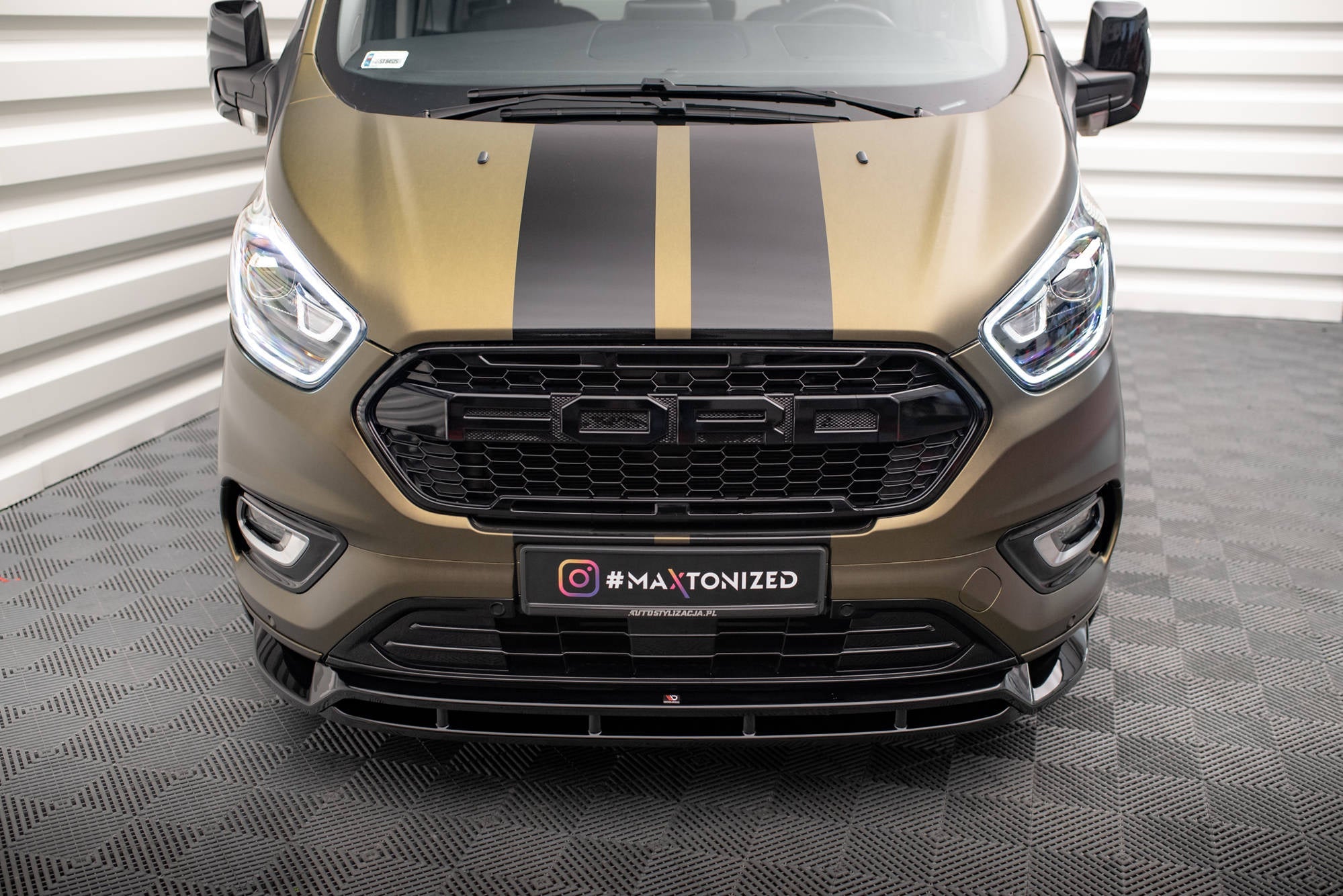 Lip delantero V.2 Ford Transit Custom Mk1 Facelift / Tourneo Custom Mk1 Facelift